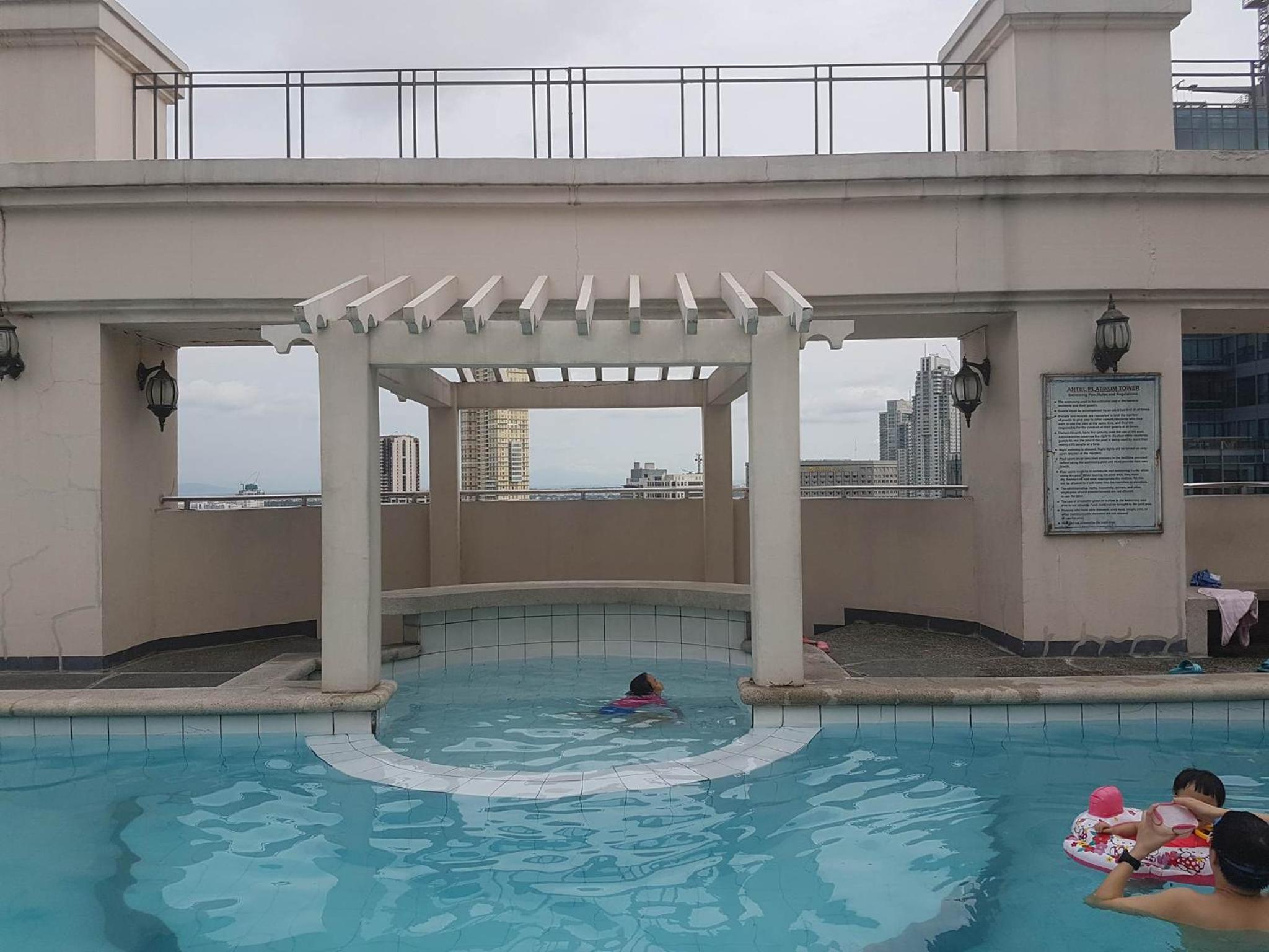 Luxury spacious 2BR in Salcedo Village
