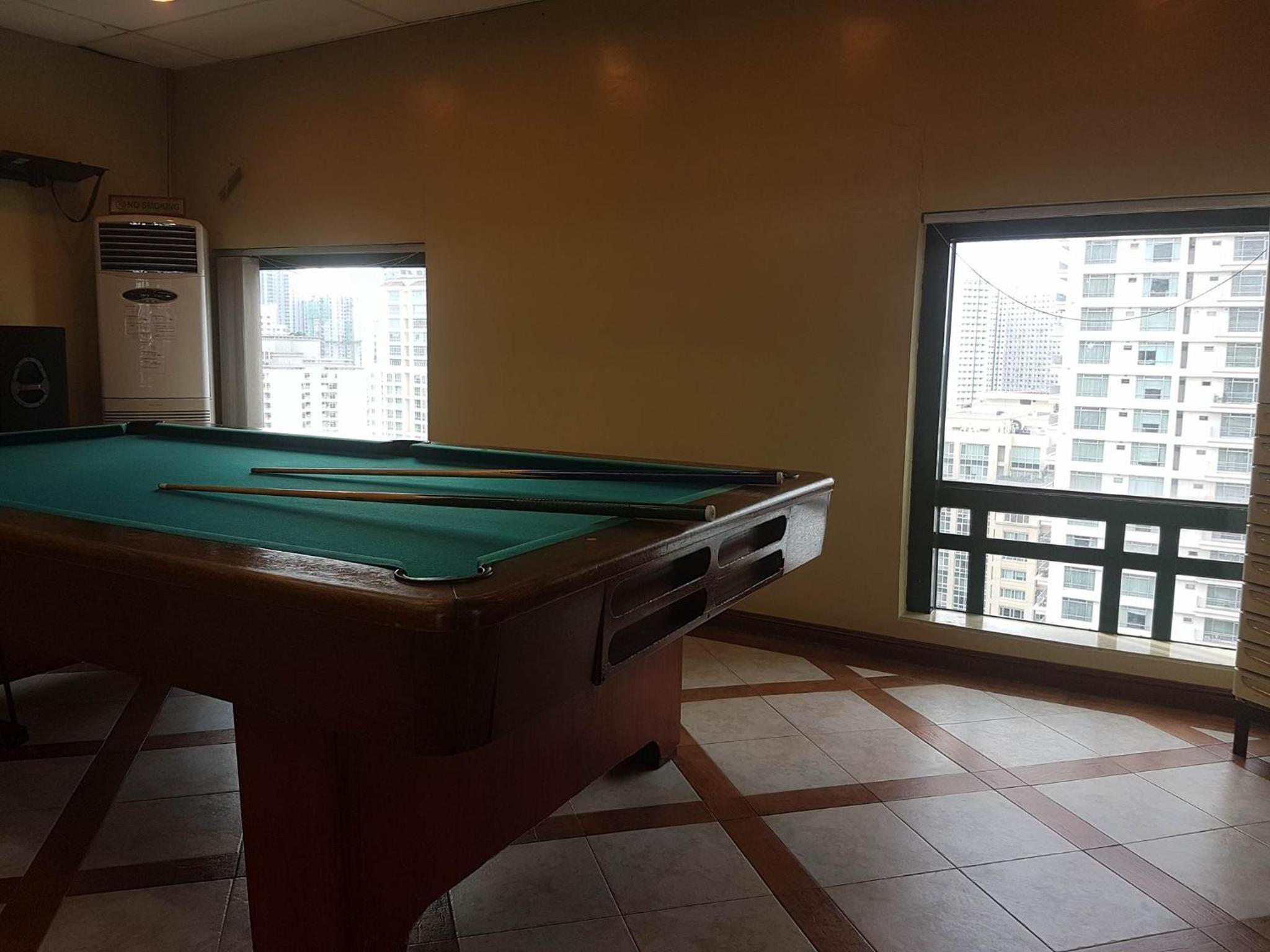 Luxury spacious 2BR in Salcedo Village