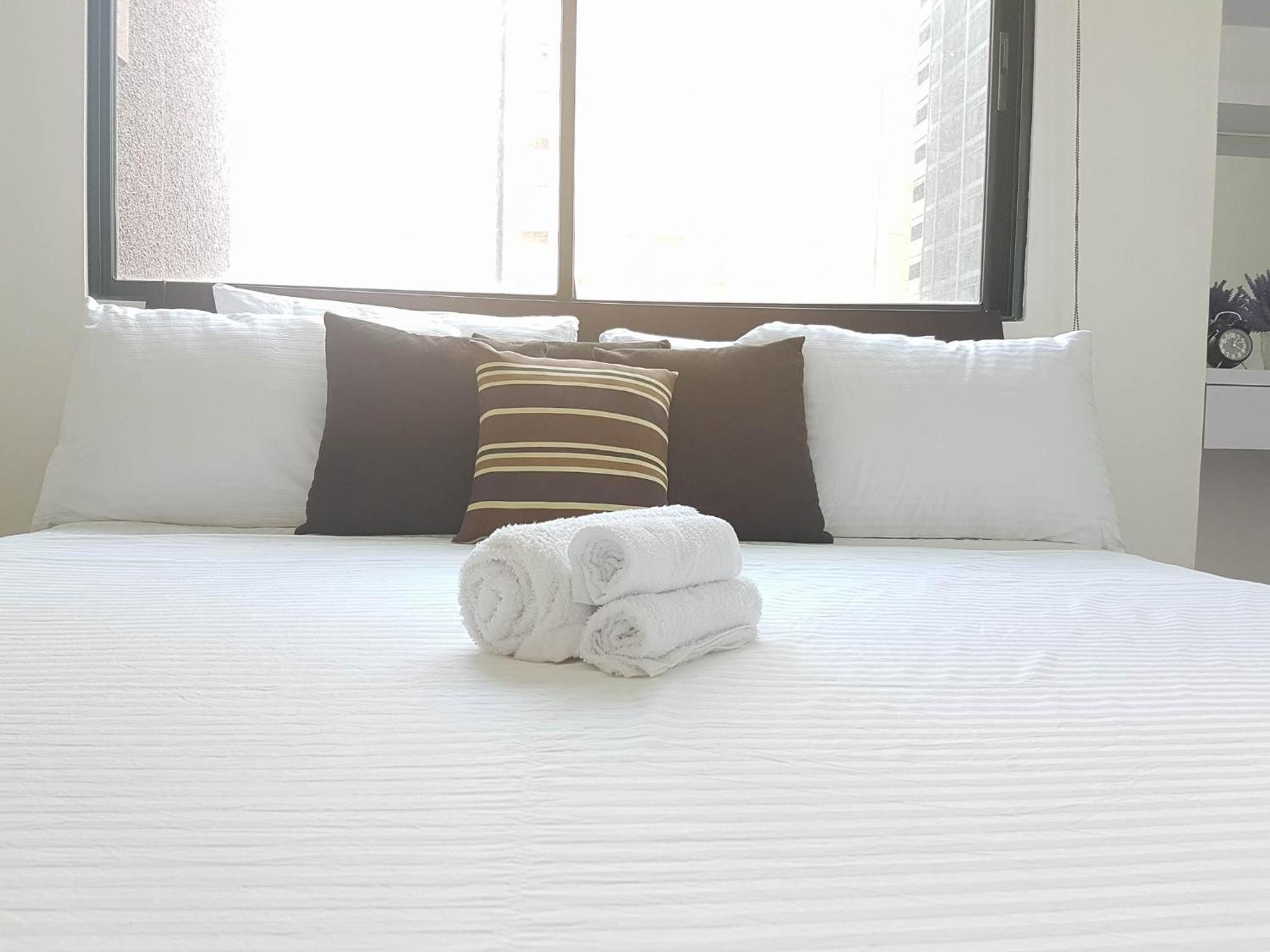 Luxury spacious 2BR in Salcedo Village