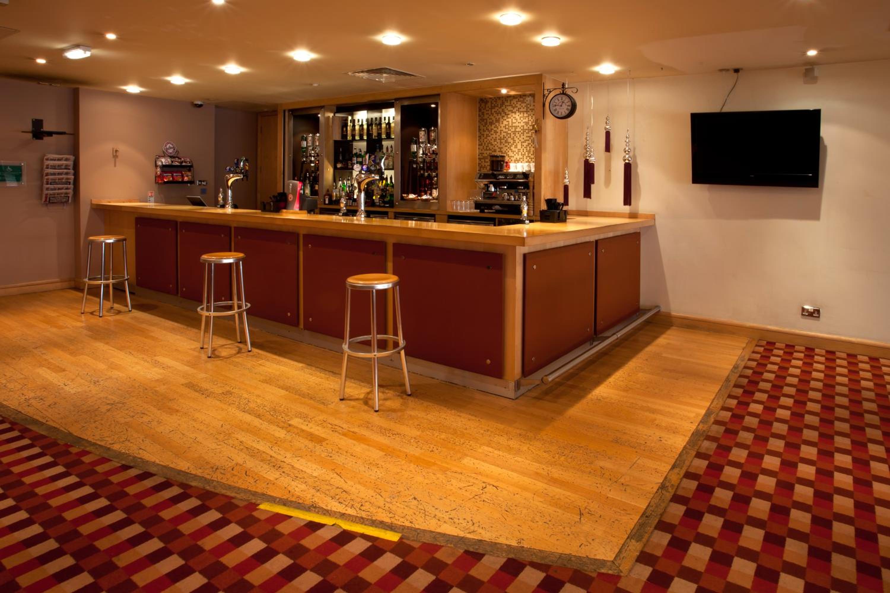 Bolton Vacations - Britannia Hotel Bolton - Property Image 3