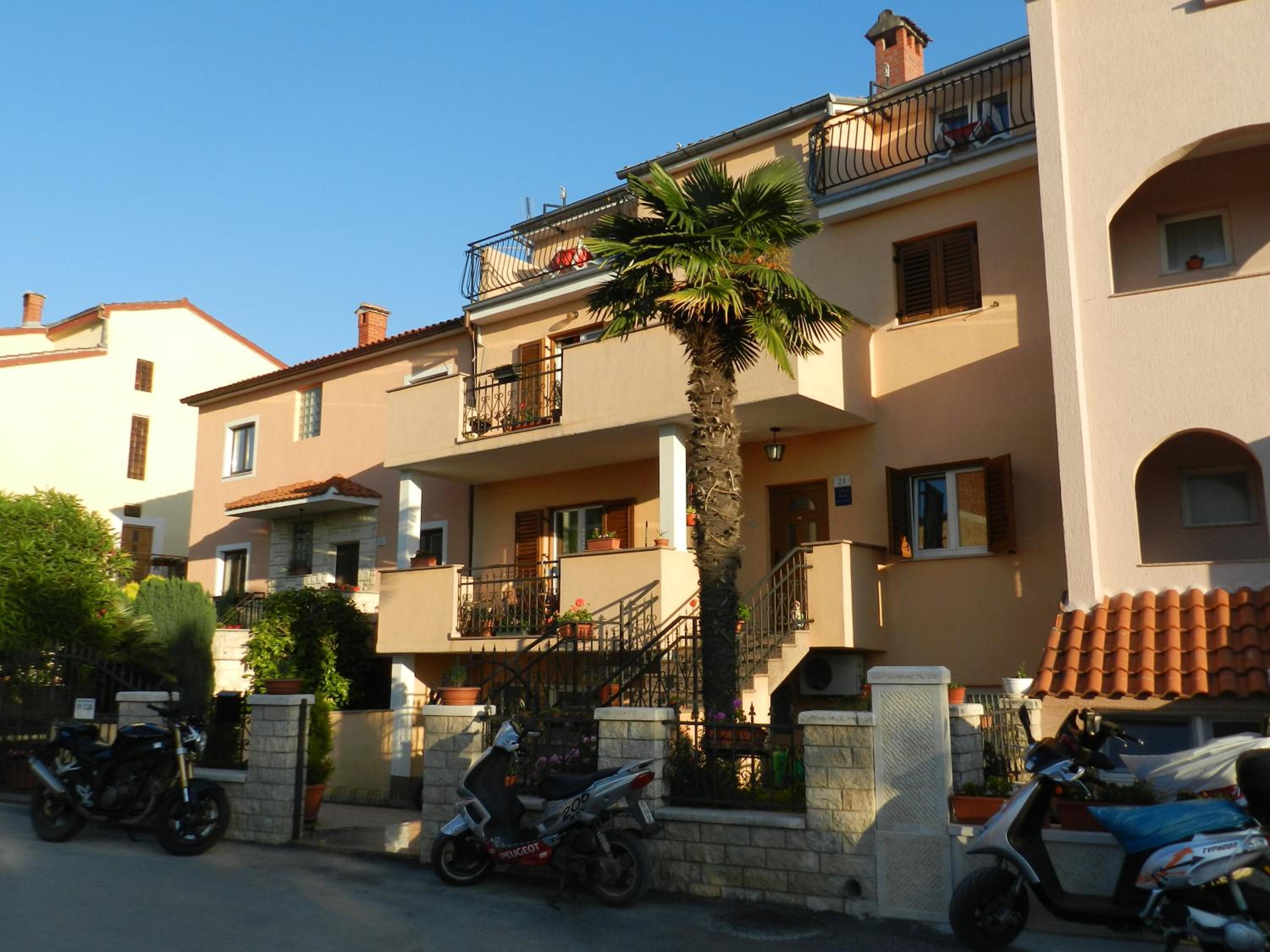 Apartments Vidaković view 3