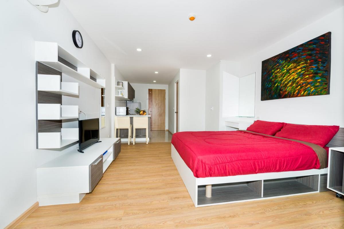 Ozone Condotel, Kata Beach