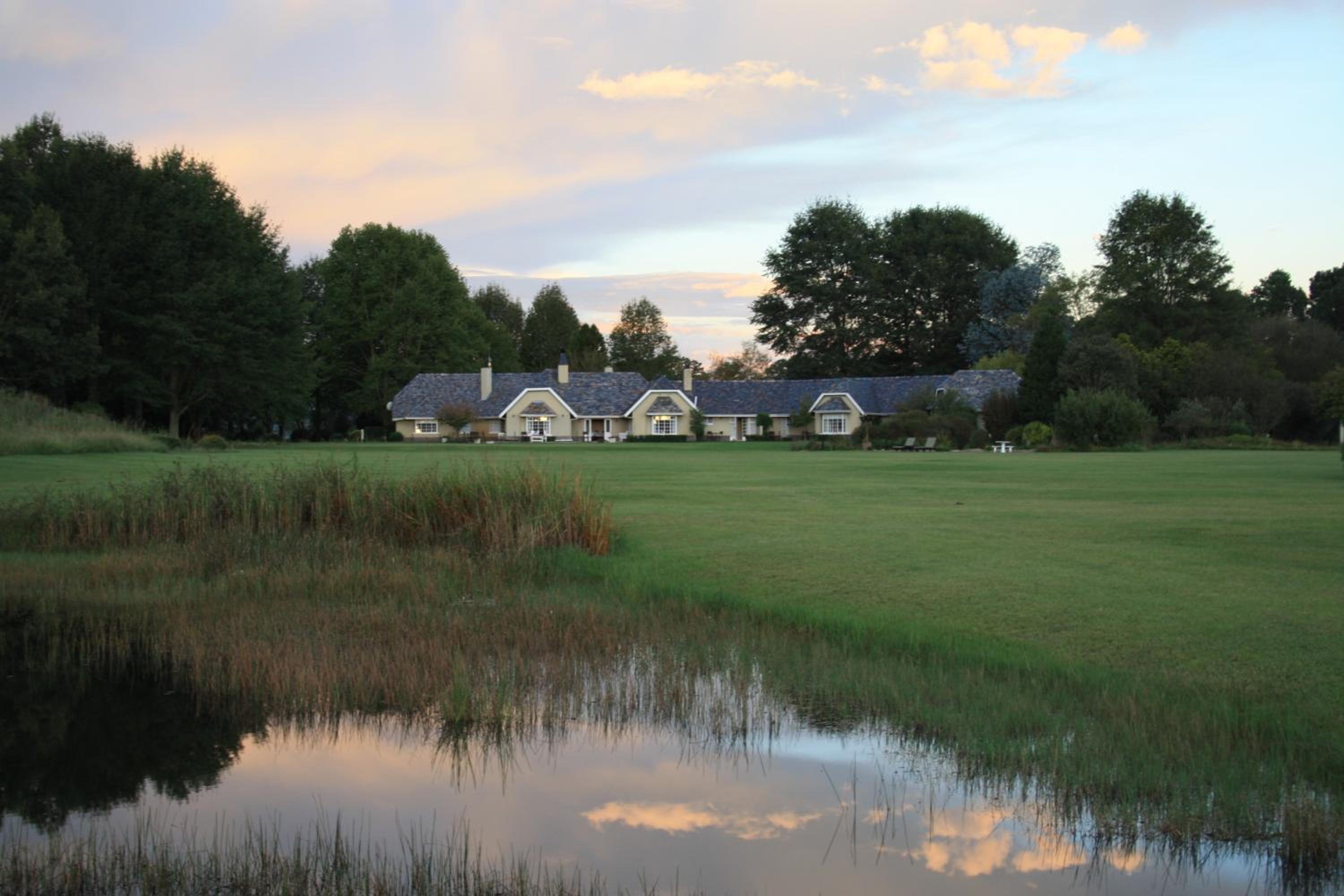 Moorcroft Manor Boutique Country Hotel