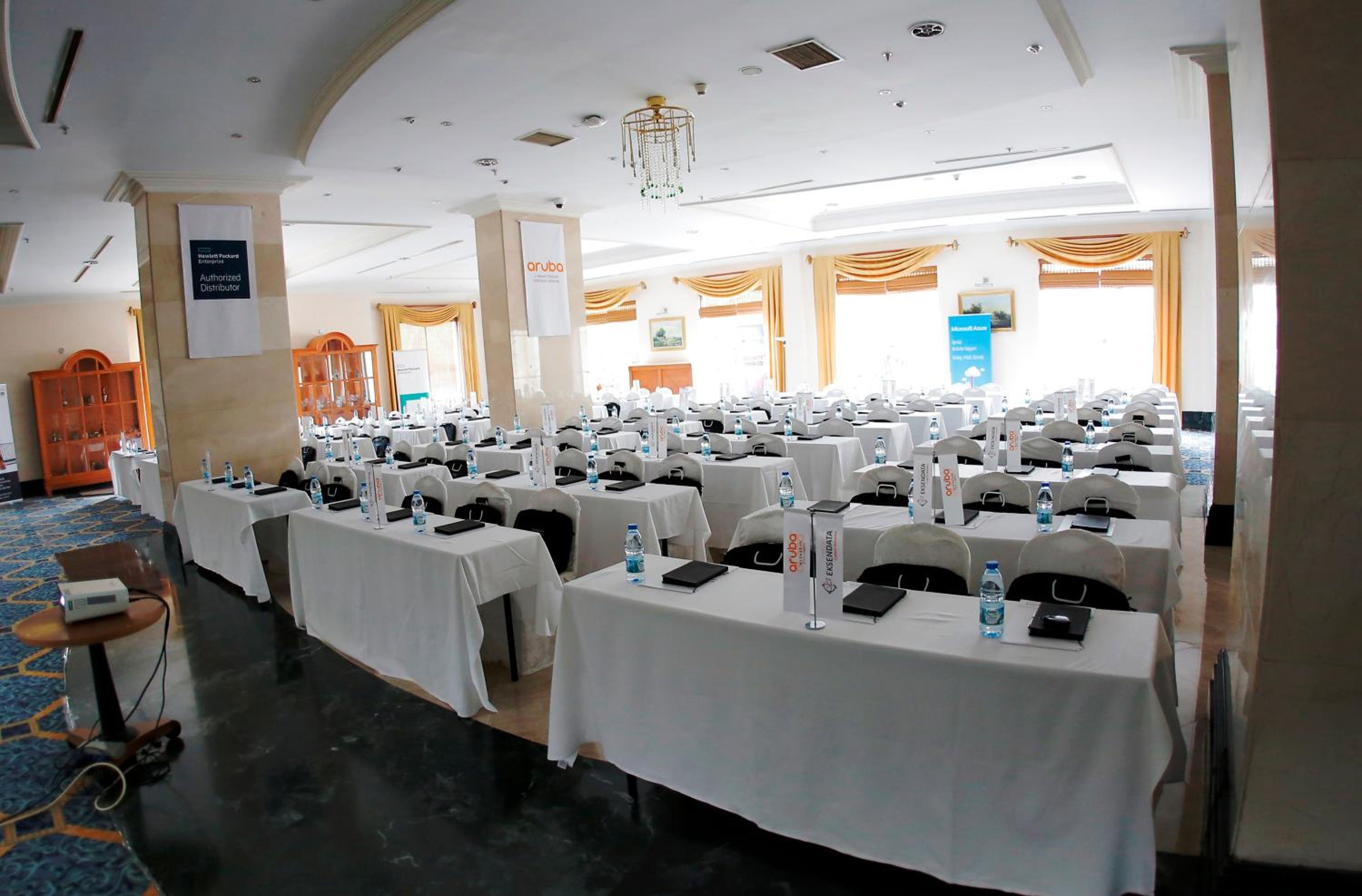 IC Hotels Airport - Image 33