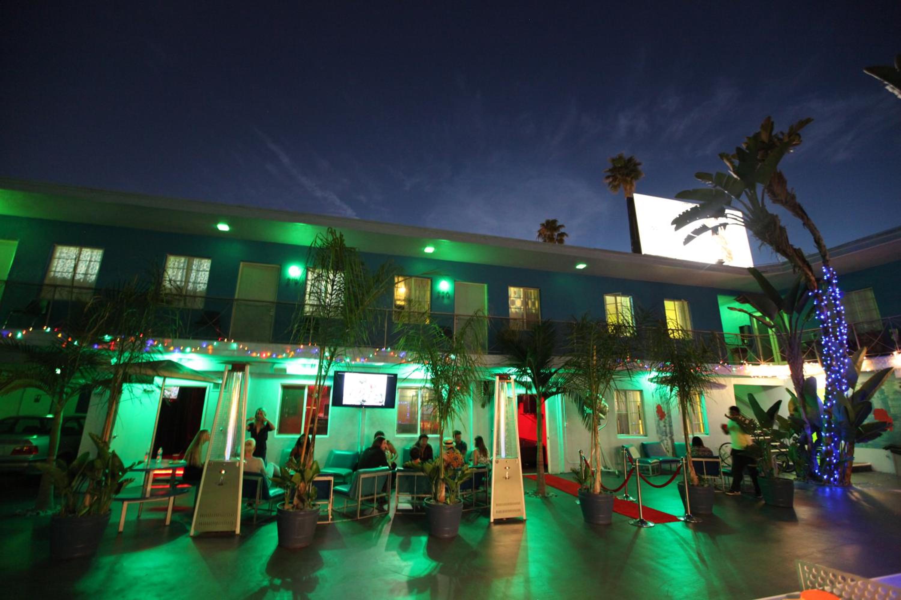 Banana Bungalow Hollywood Hotel & Hostel