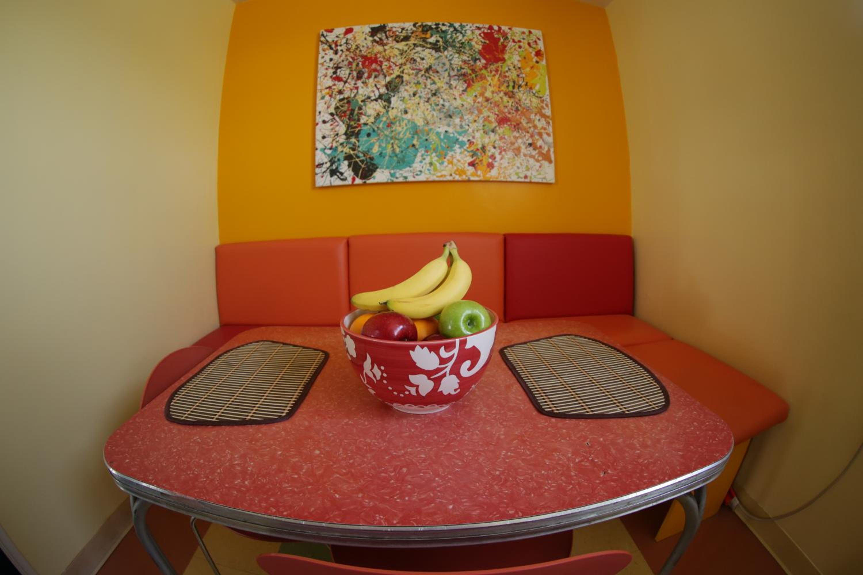Banana Bungalow Hollywood Hotel & Hostel