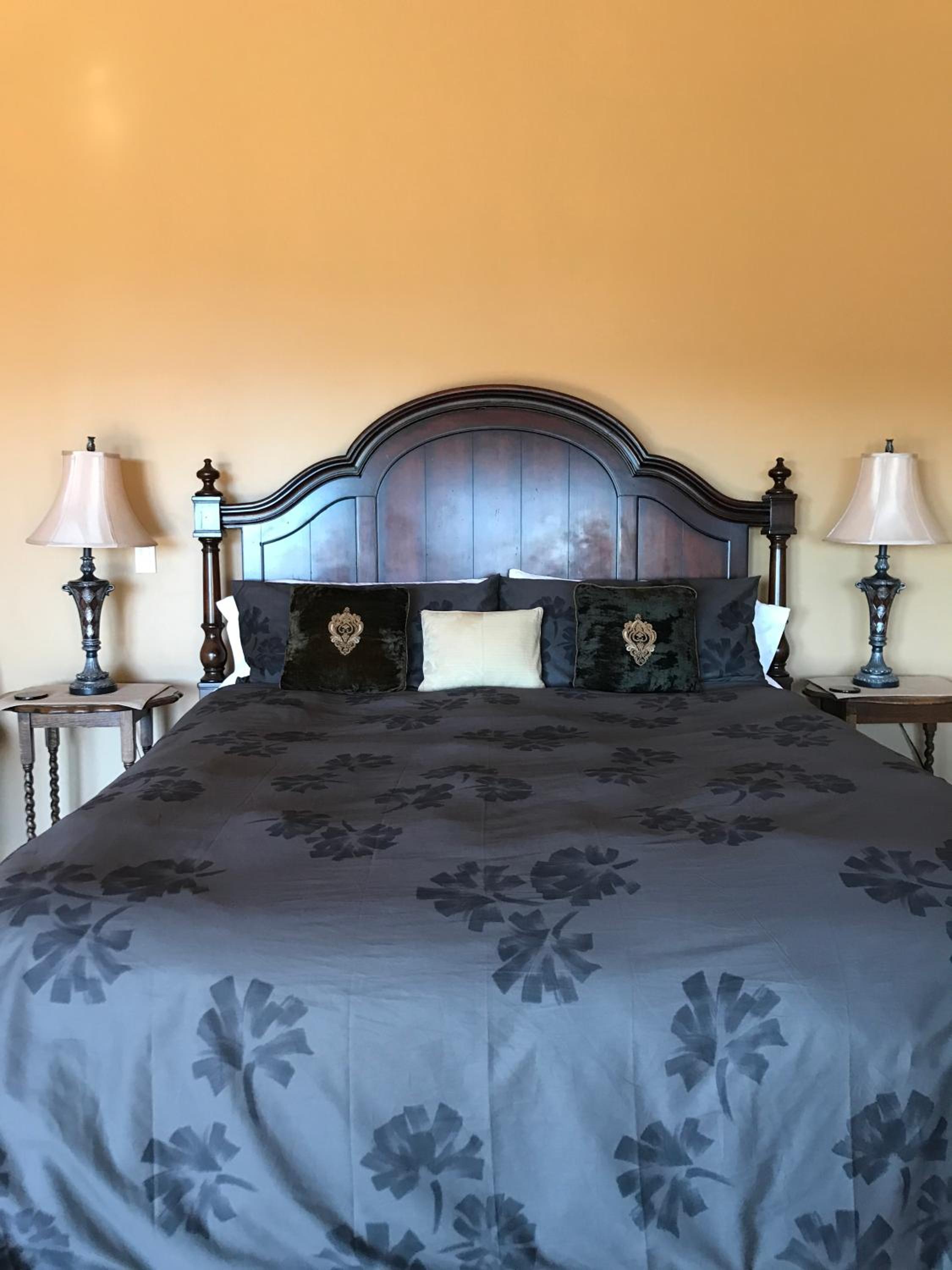 Dunning Vineyards Guest Villa view 4