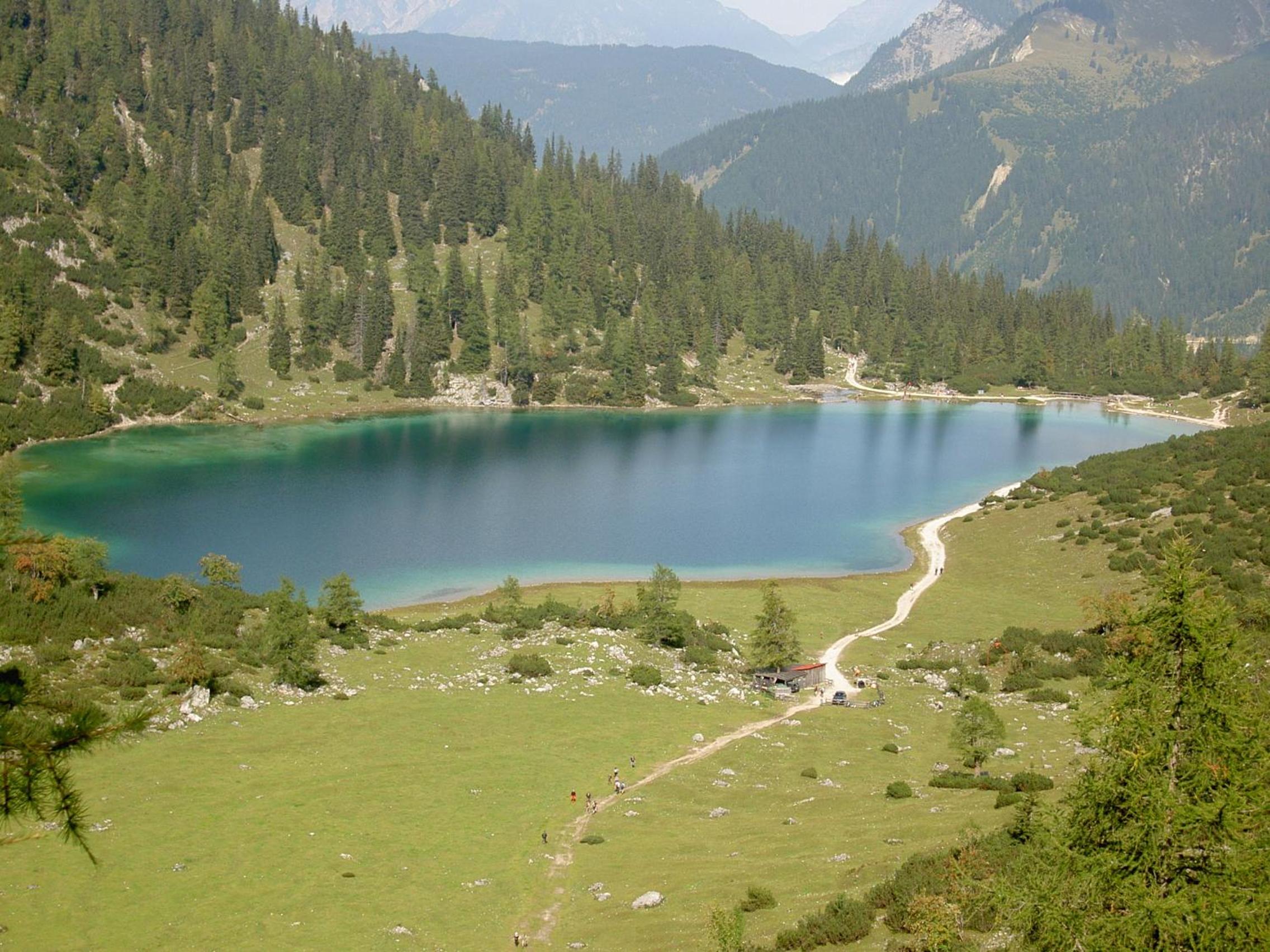 Photo 48