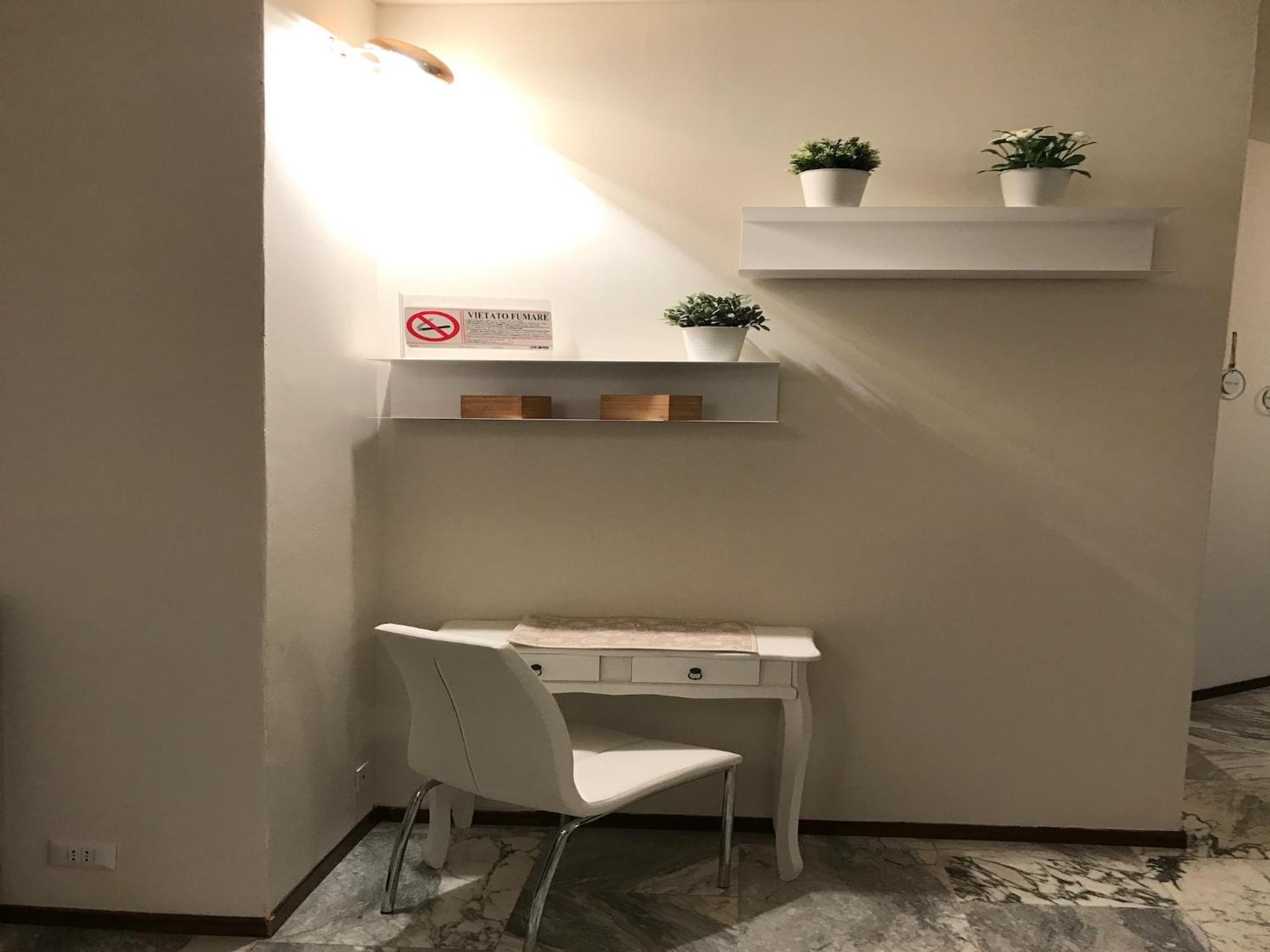 MyRoom In Town view 4