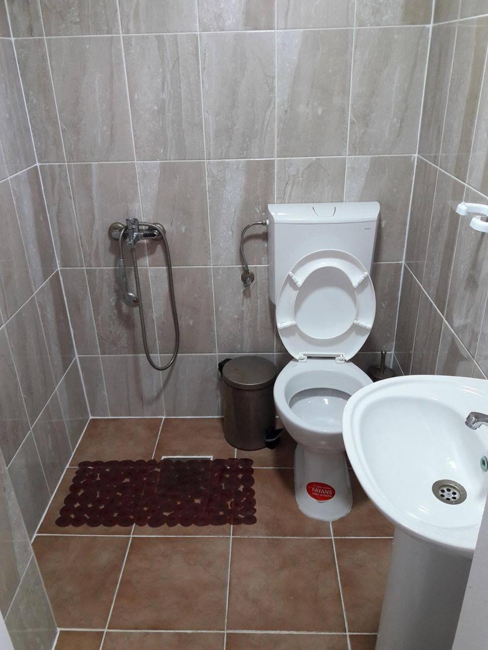 Photo 42