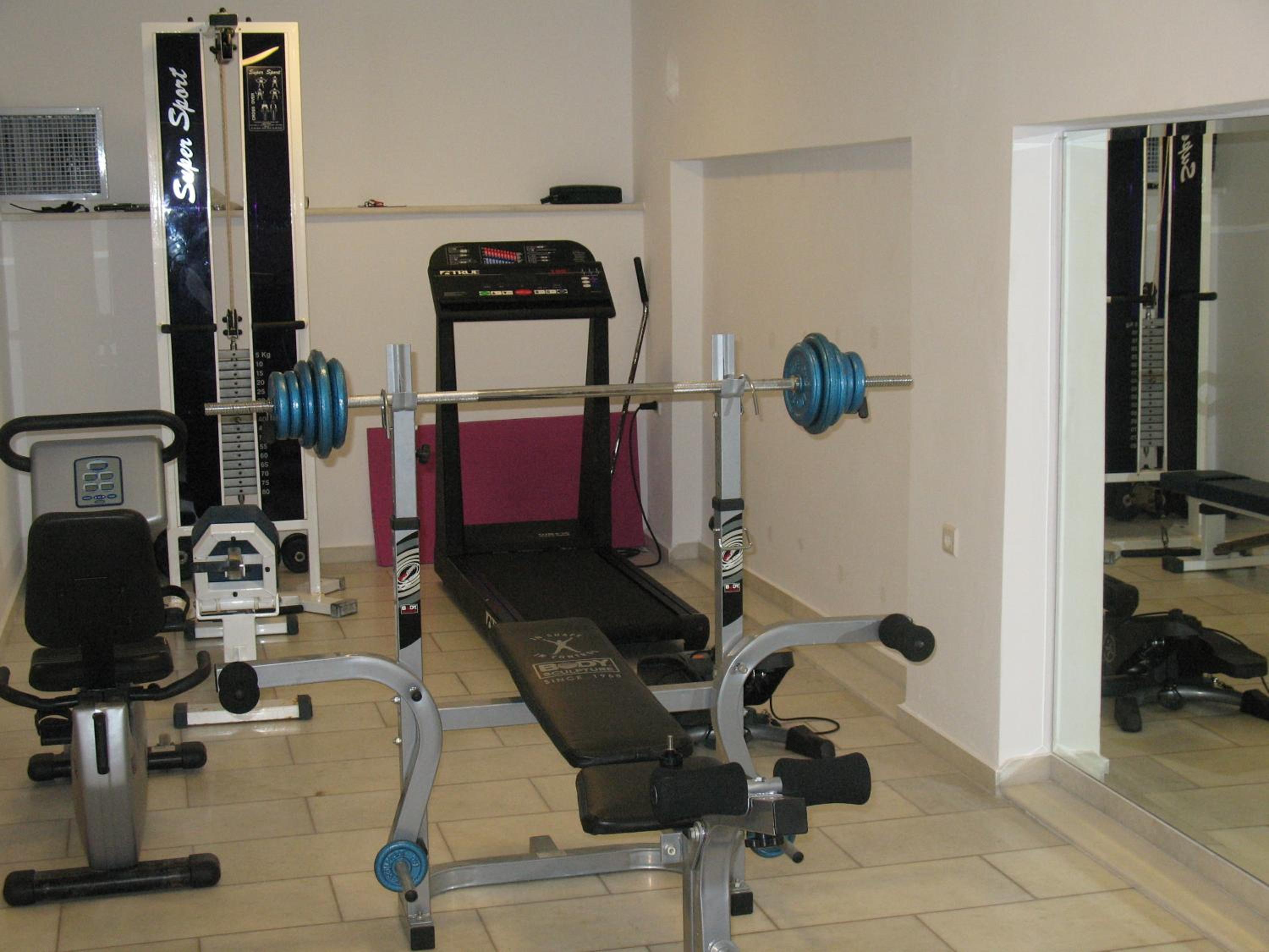 Photo 8