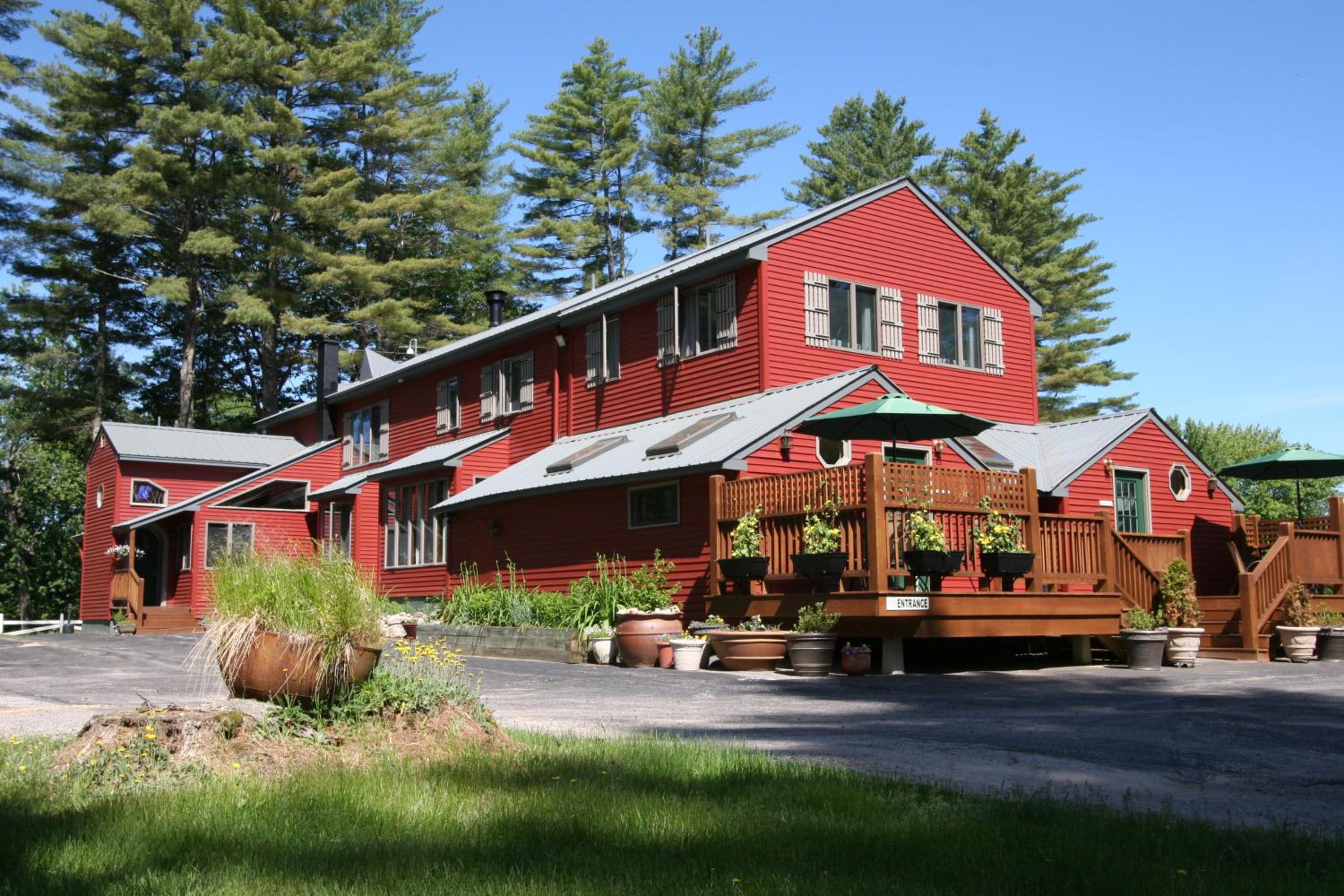 Hotel Old Saco Inn - Image 1