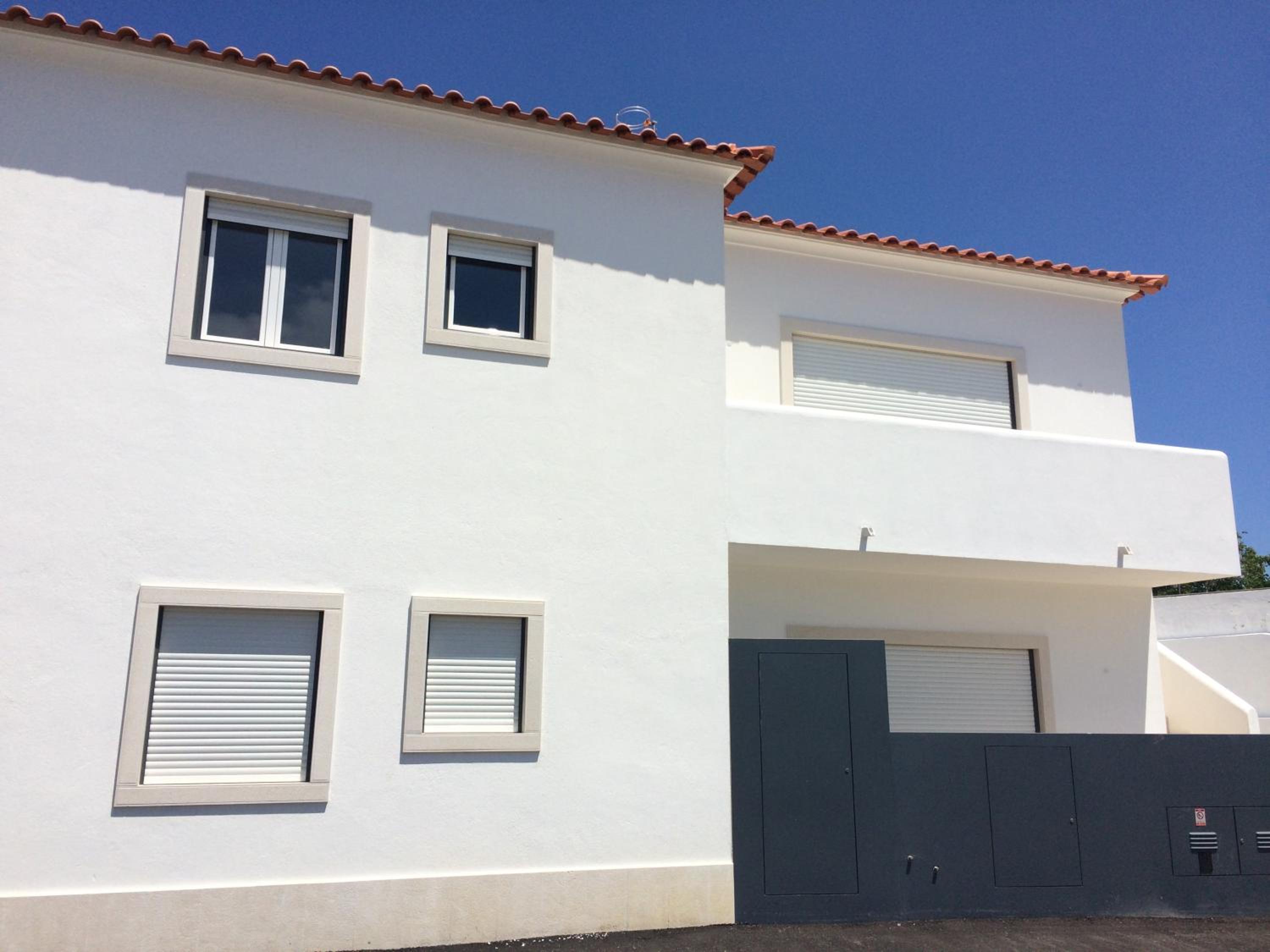 Cabriz White House view 2