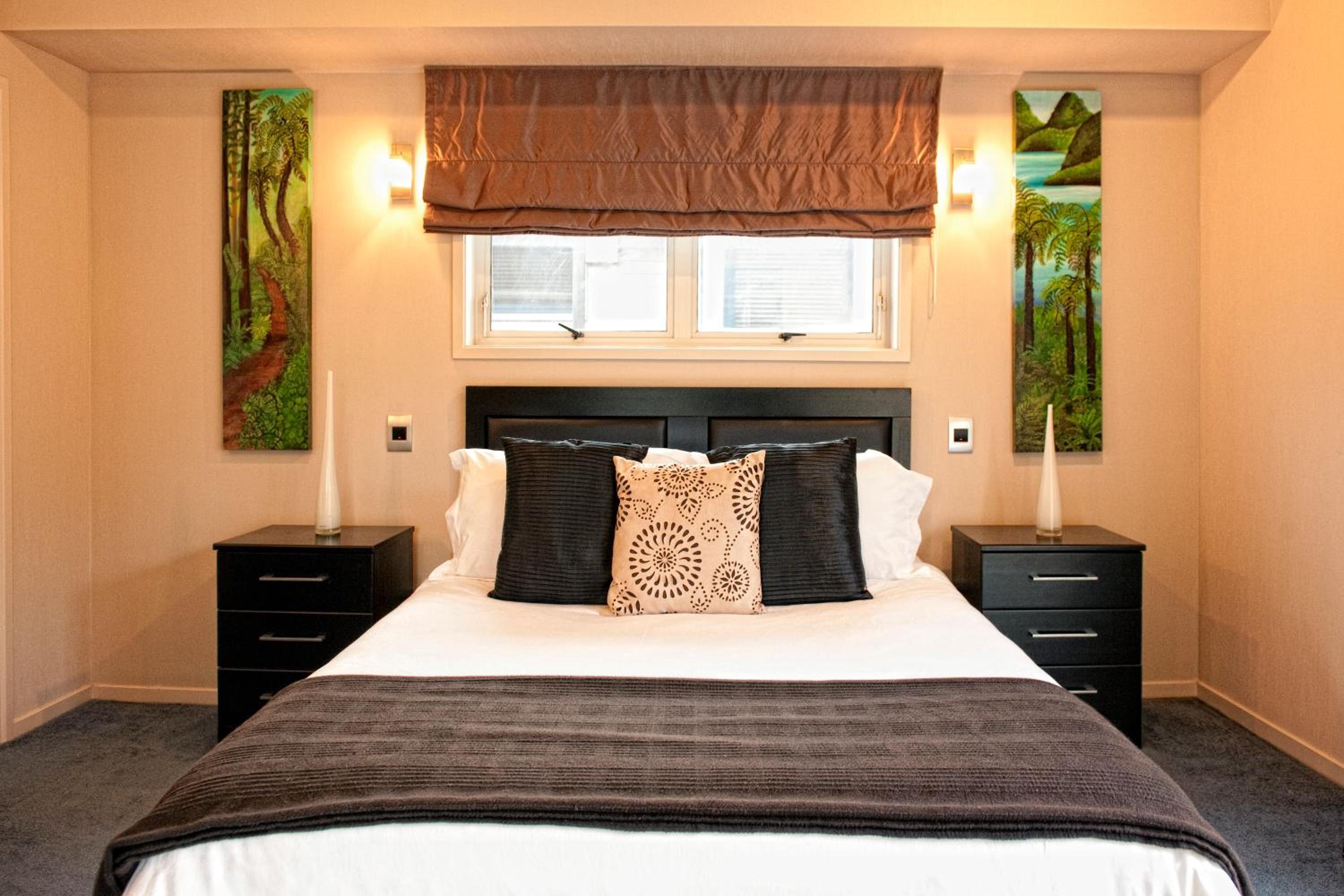 B&B@The Redwoods