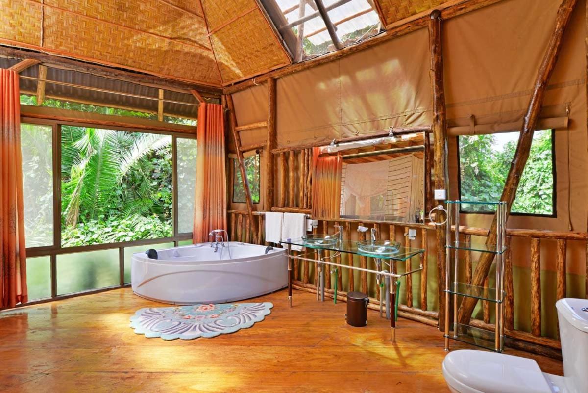 Malakai Eco Lodge