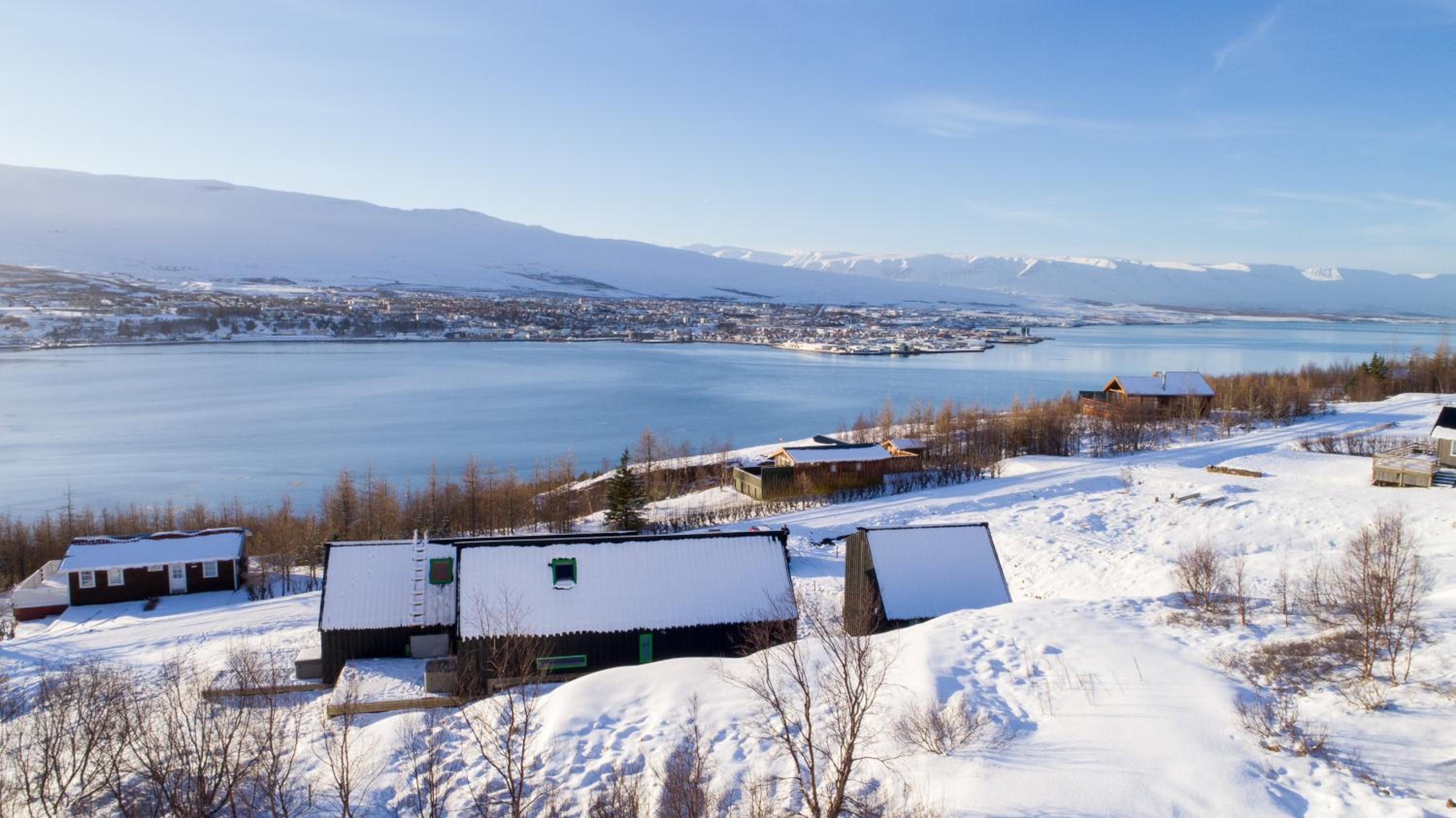 Viking Cottages & Apartments