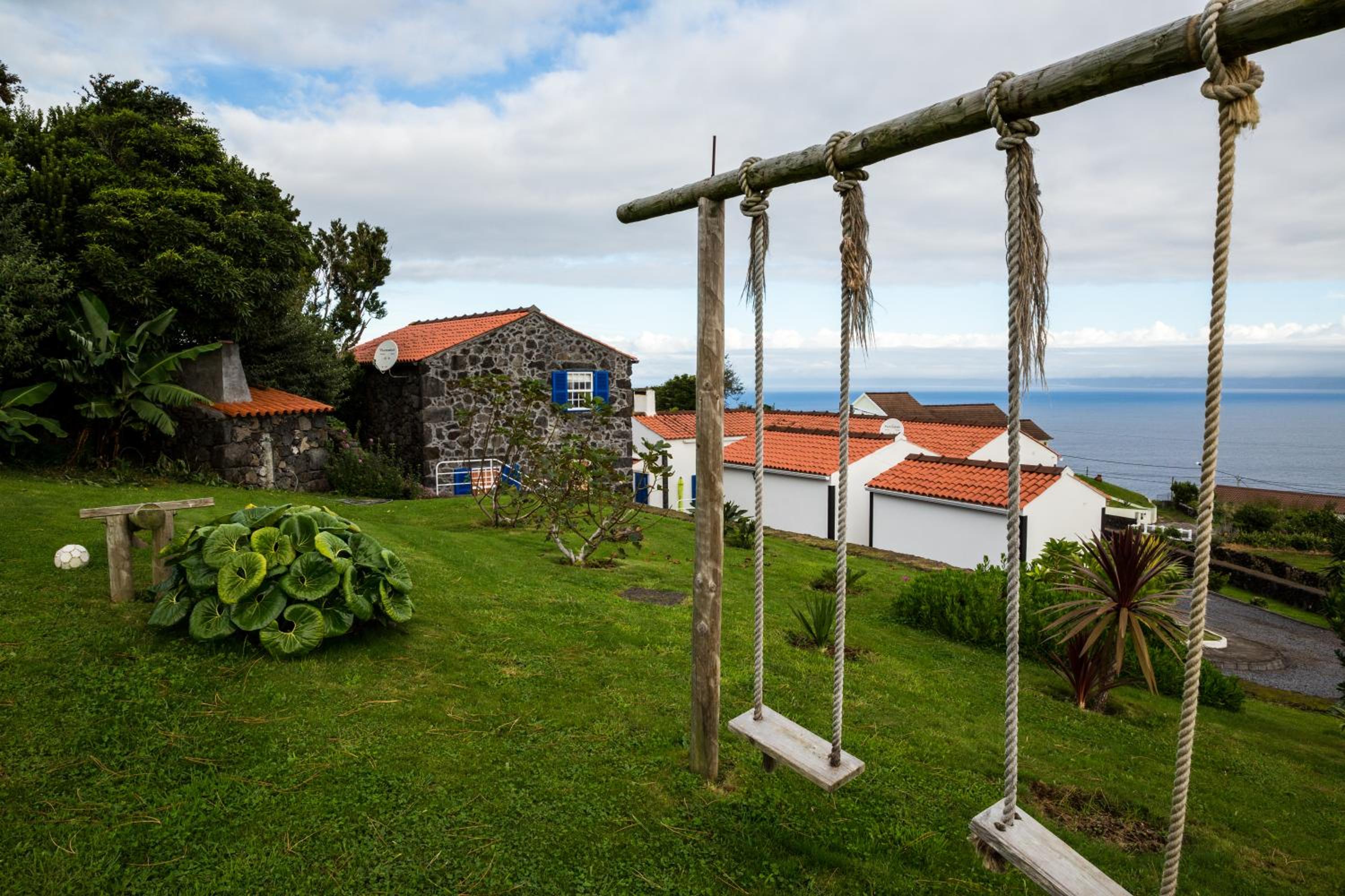 Quinta Da Ribeira Da Urze view 3