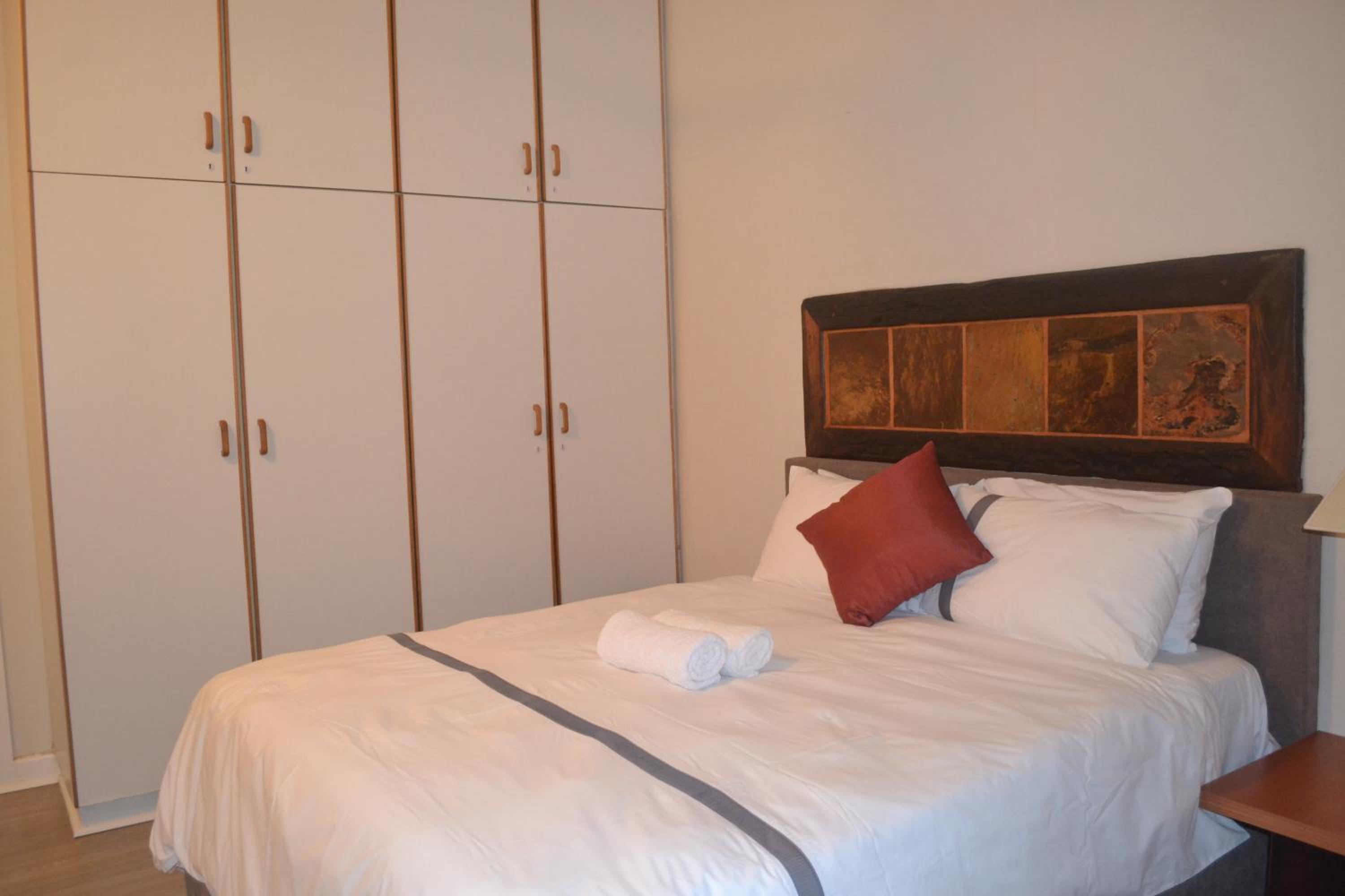 Cycad Lodge