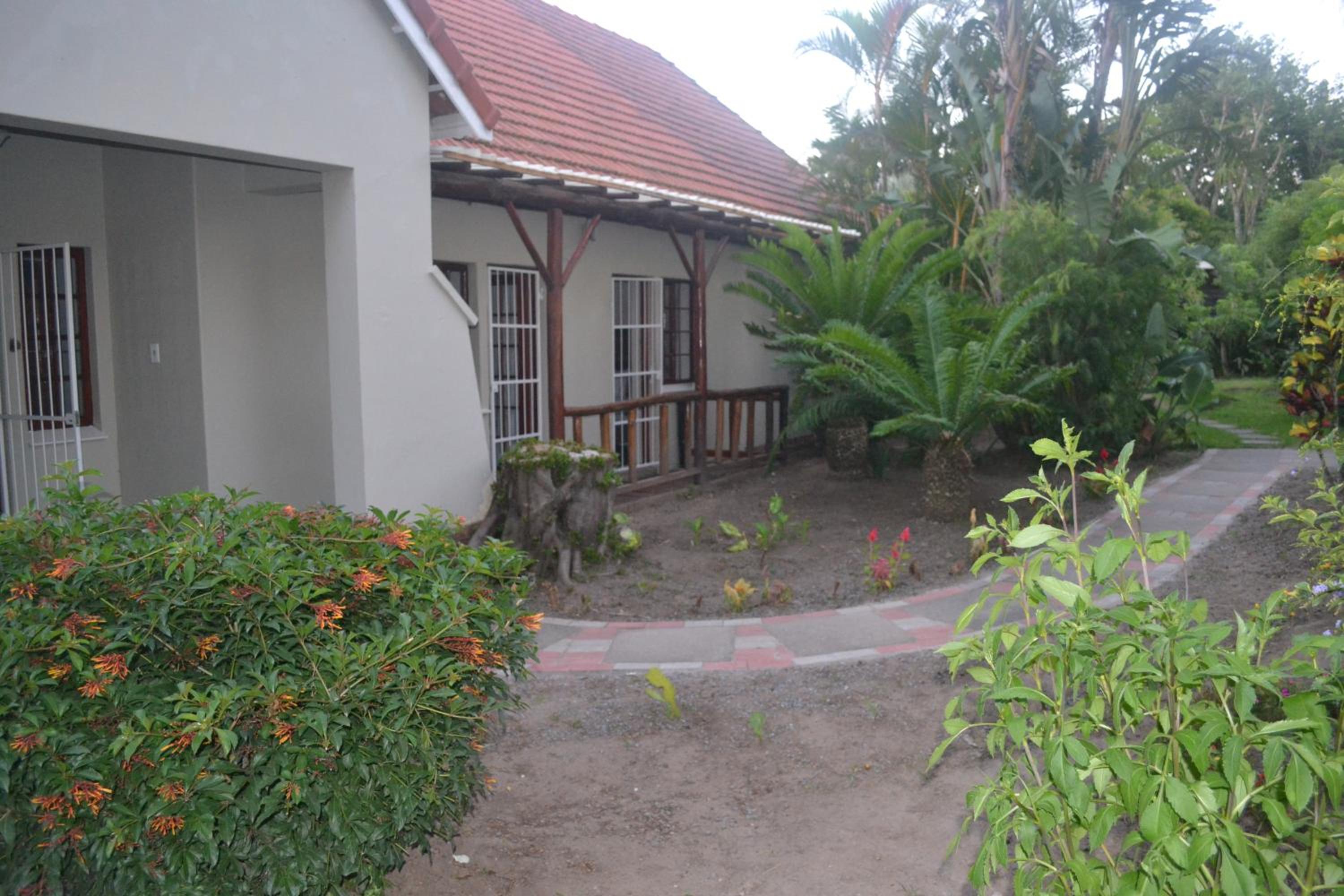 Cycad Lodge
