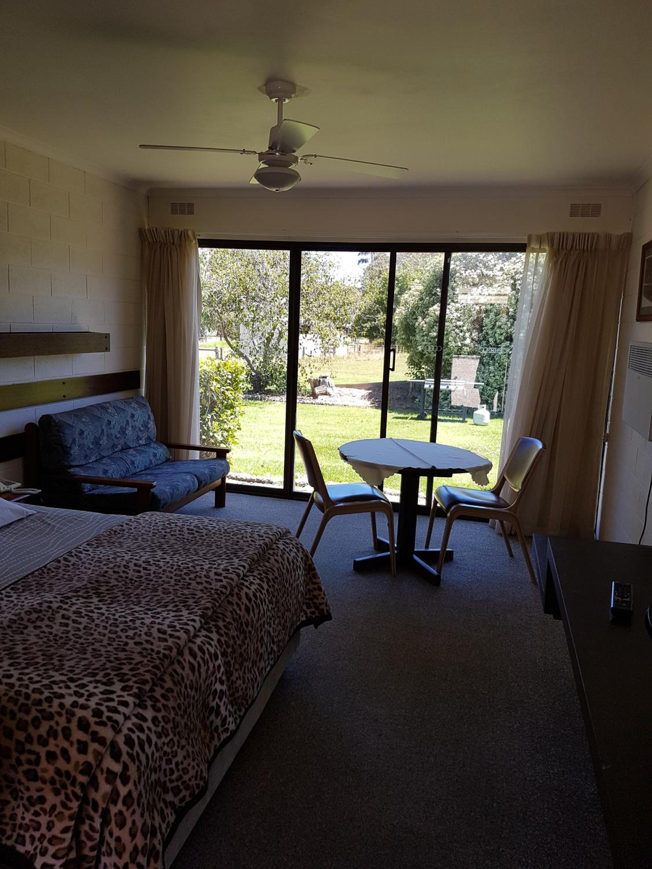 Toora Lodge Motel