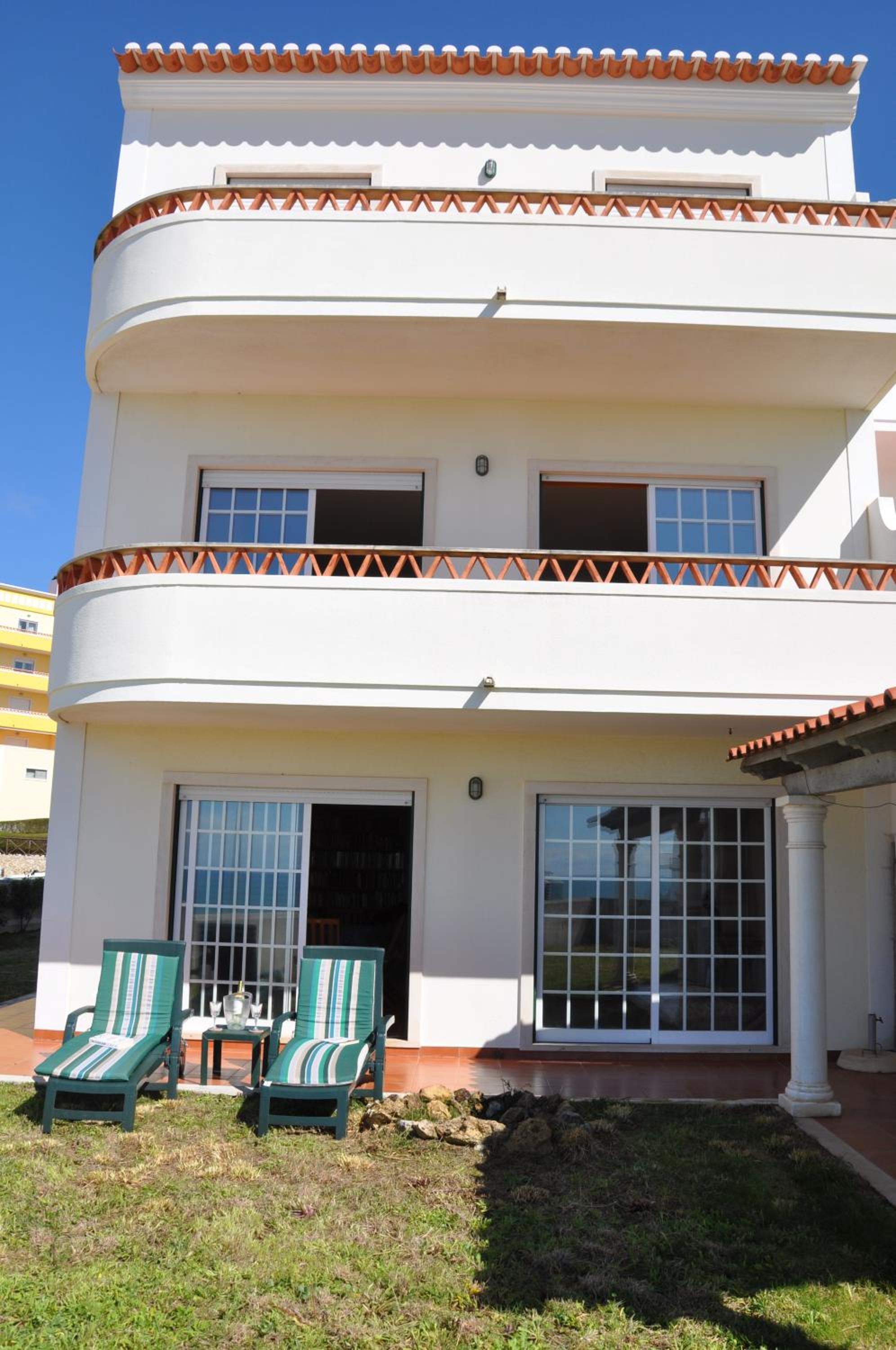 Ericeira Beach Place — photo 4