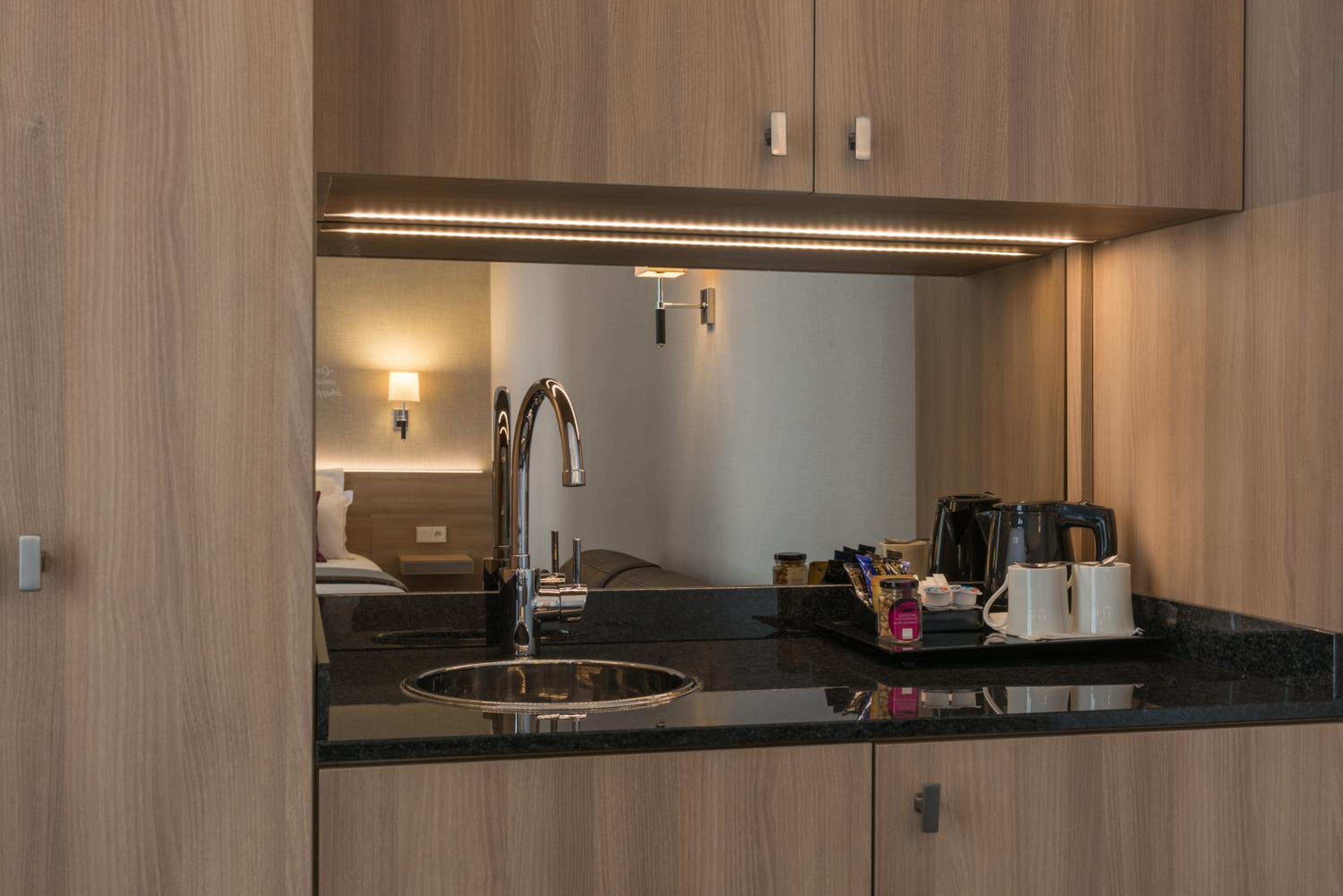 Magda Champs Elysées