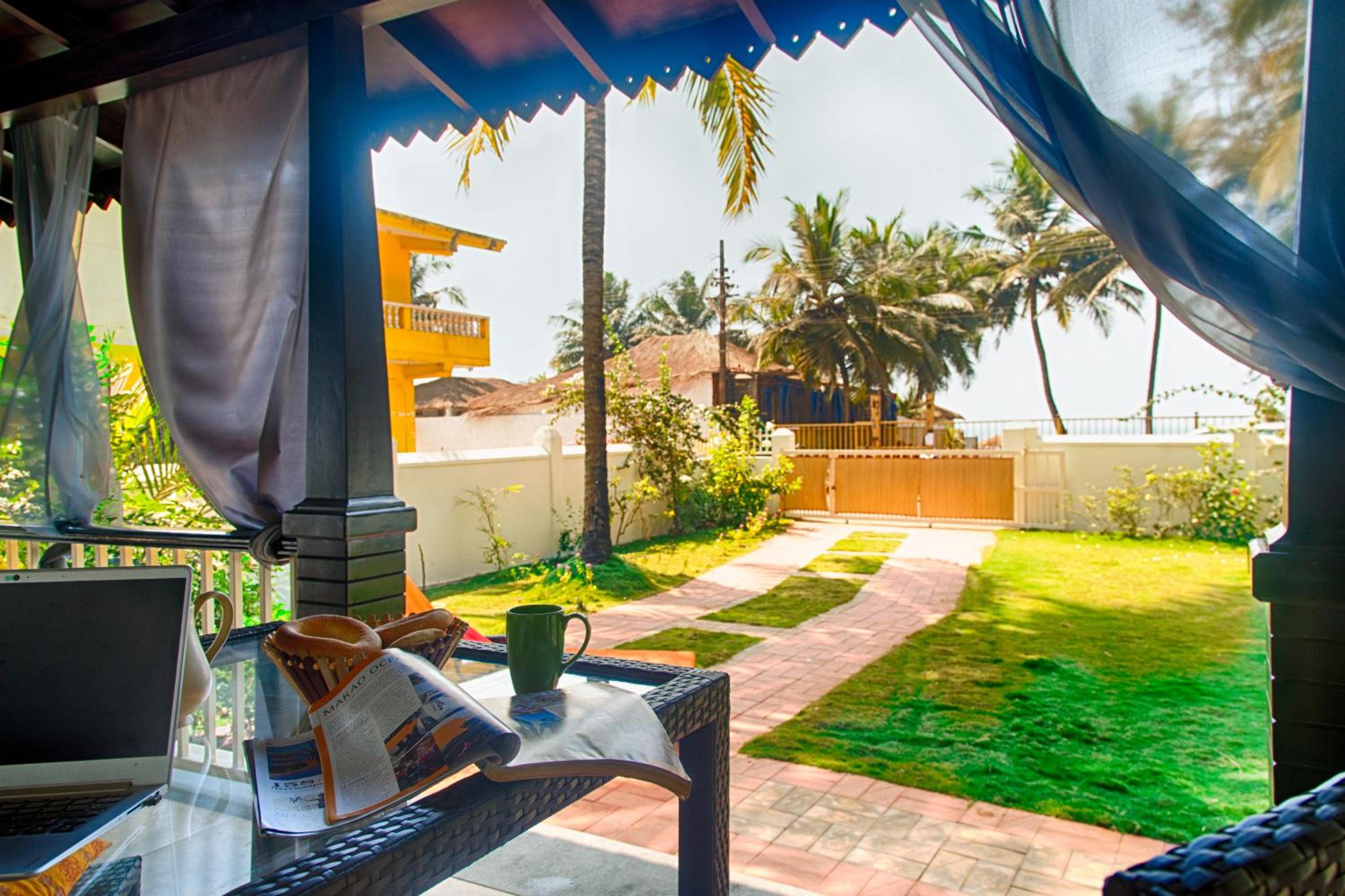 Beach Villa Morjim view 2