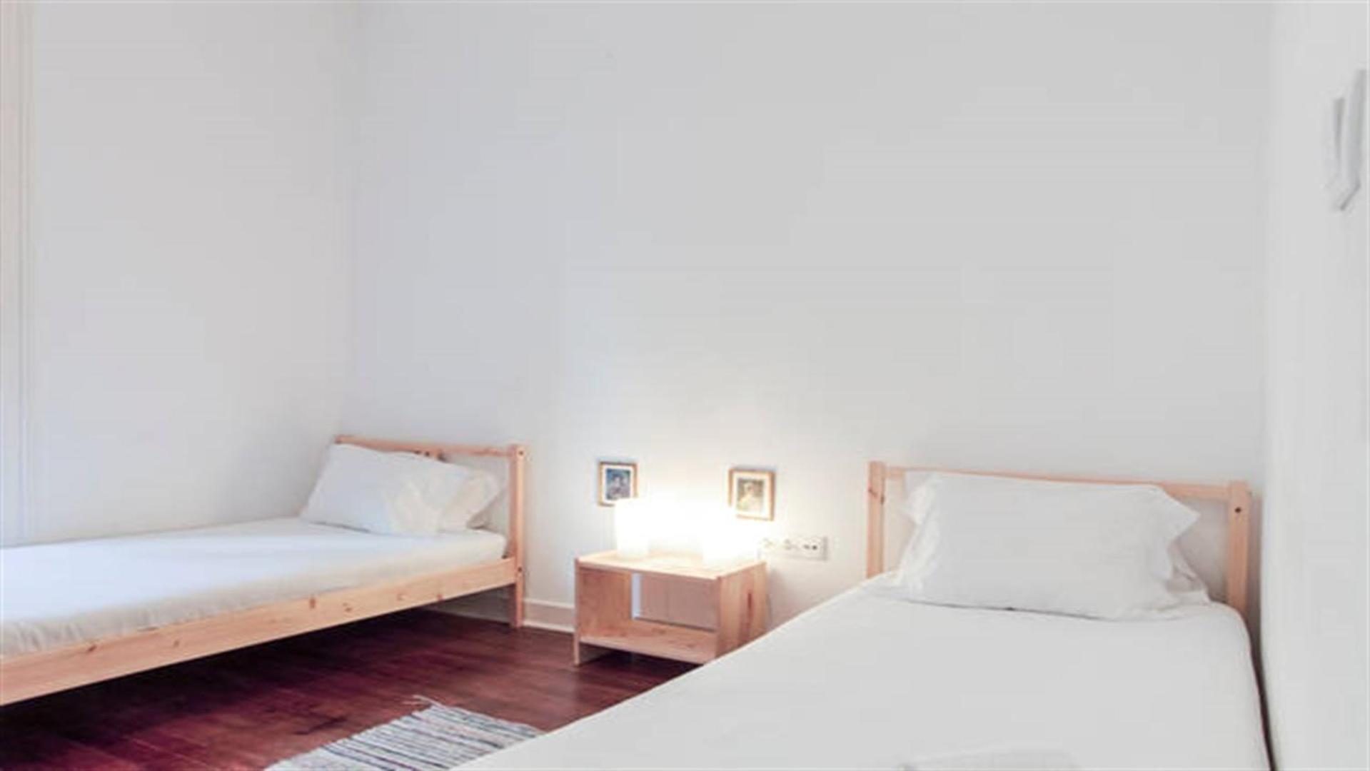 Spacious Tailor Made Bairro Alto view 5