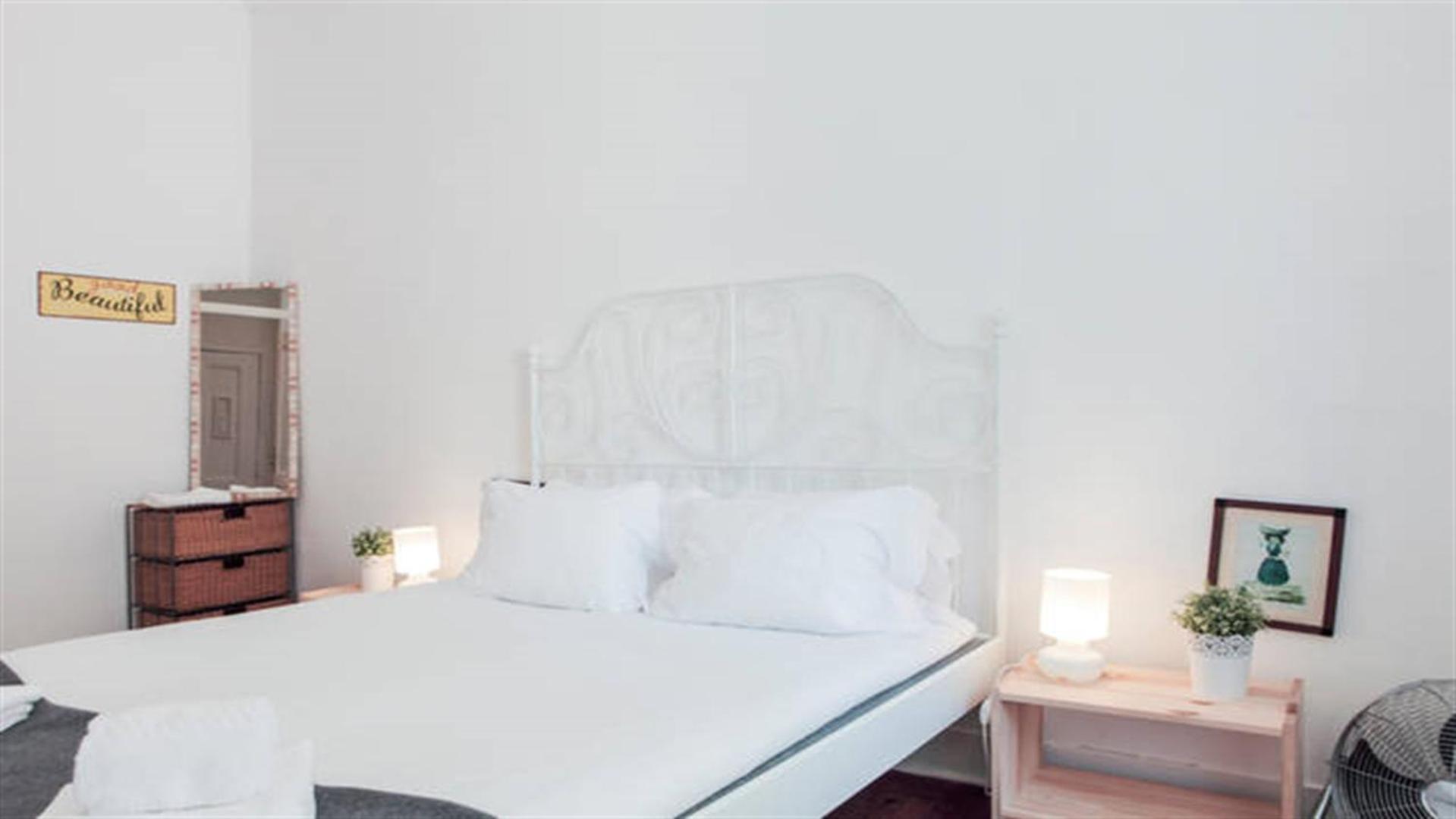 Spacious Tailor Made Bairro Alto view 2