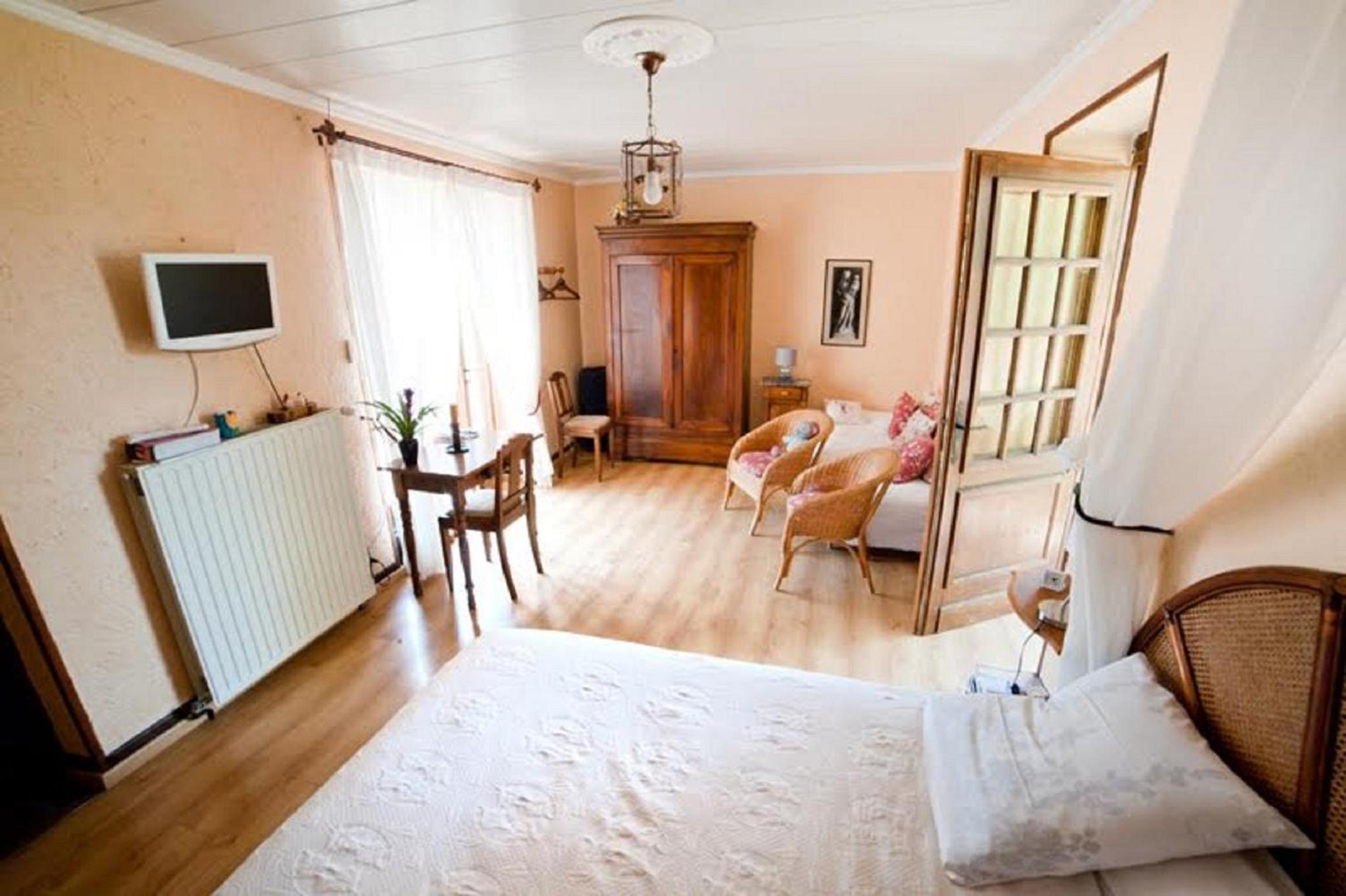 Chez Camille view 4