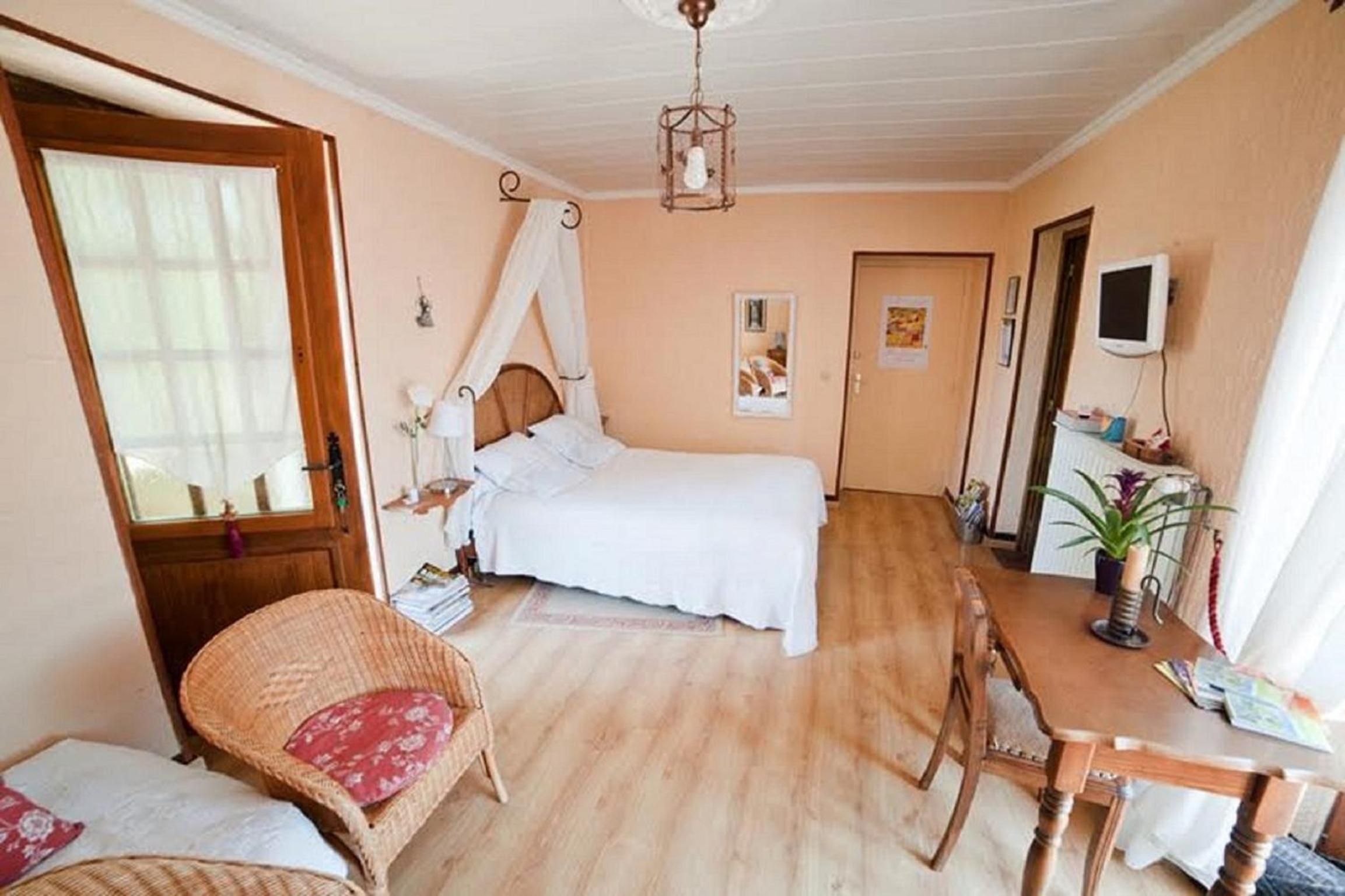 Chez Camille view 3