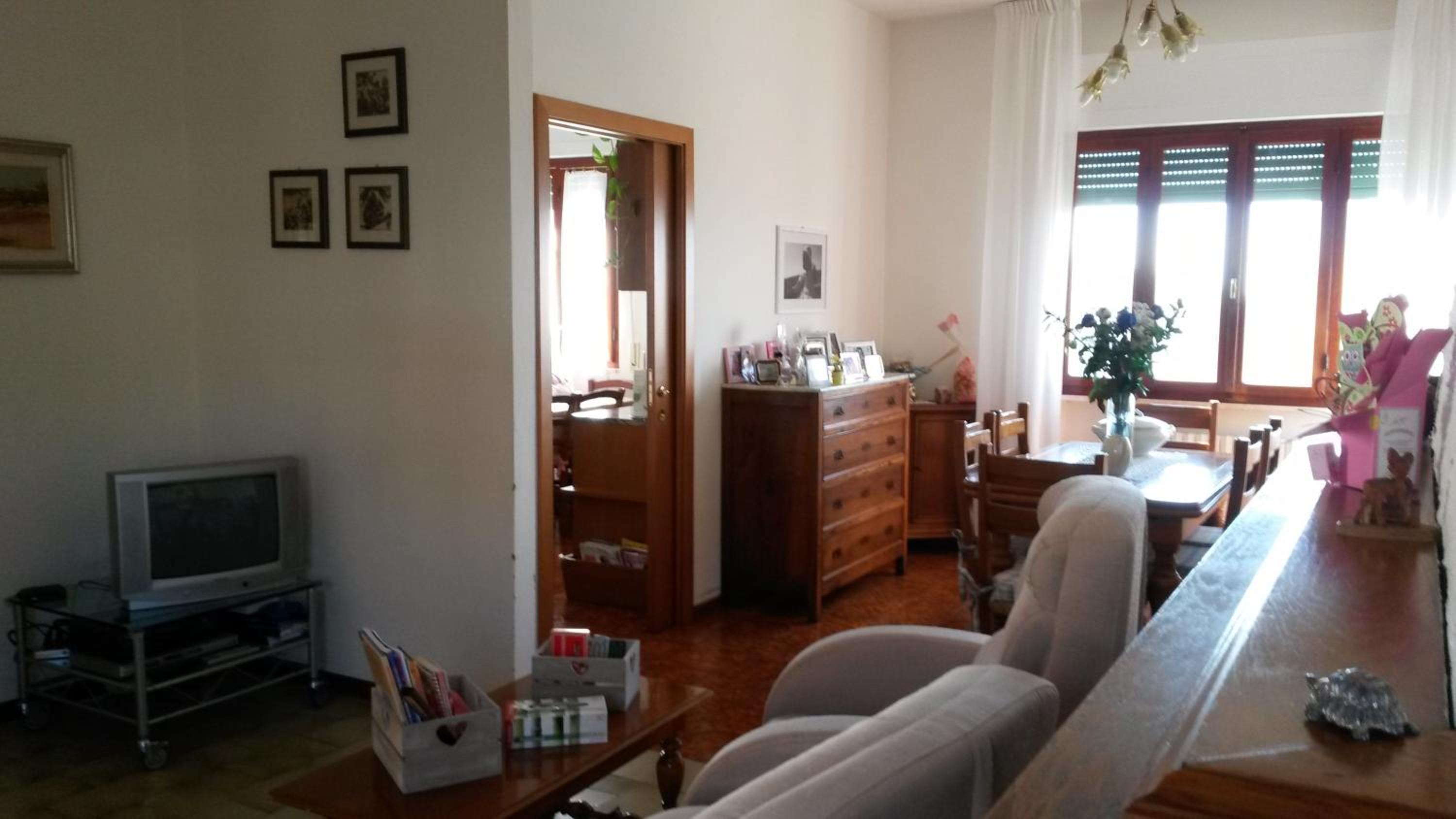 Photo 33