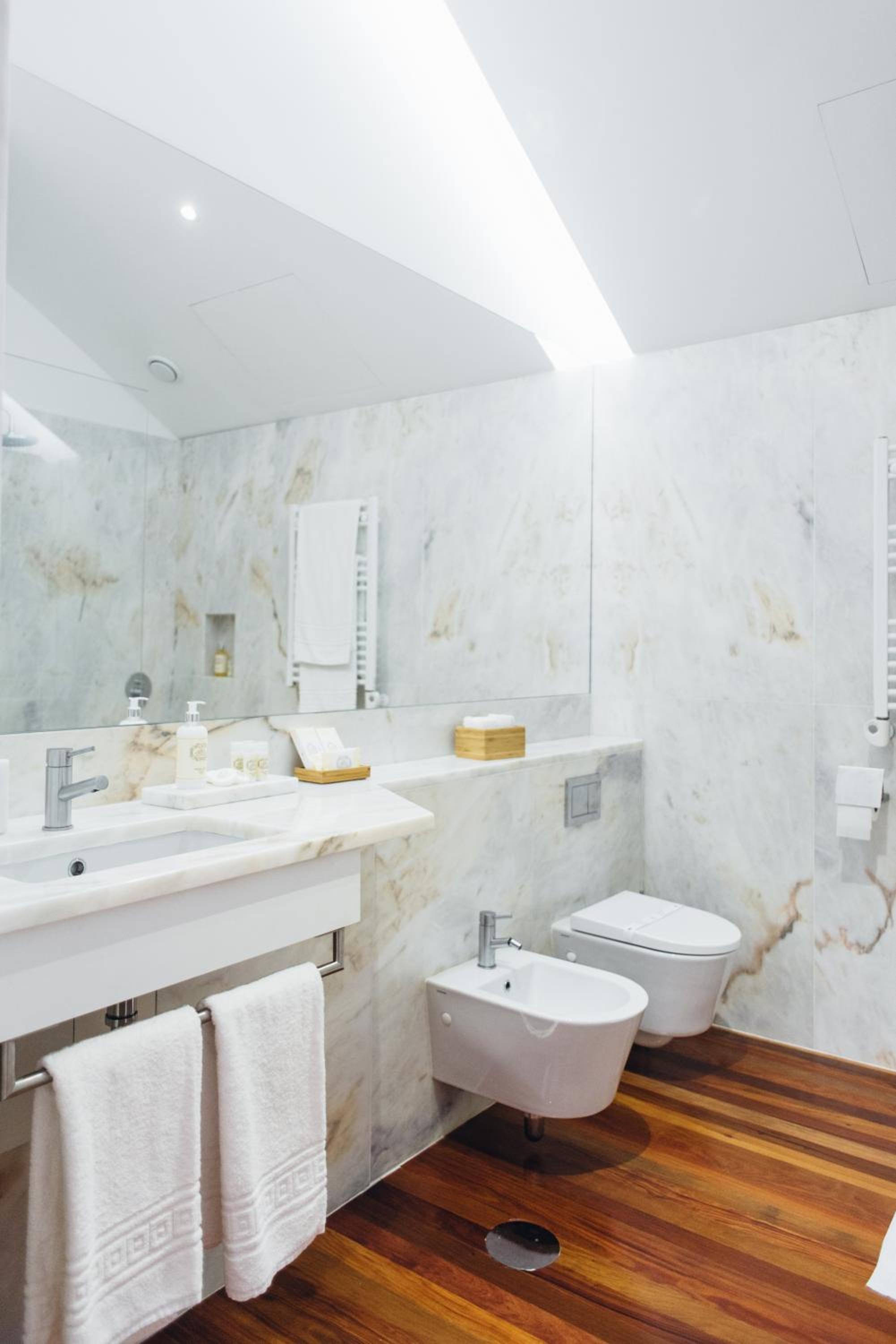 Myo Design House by LovelyStay