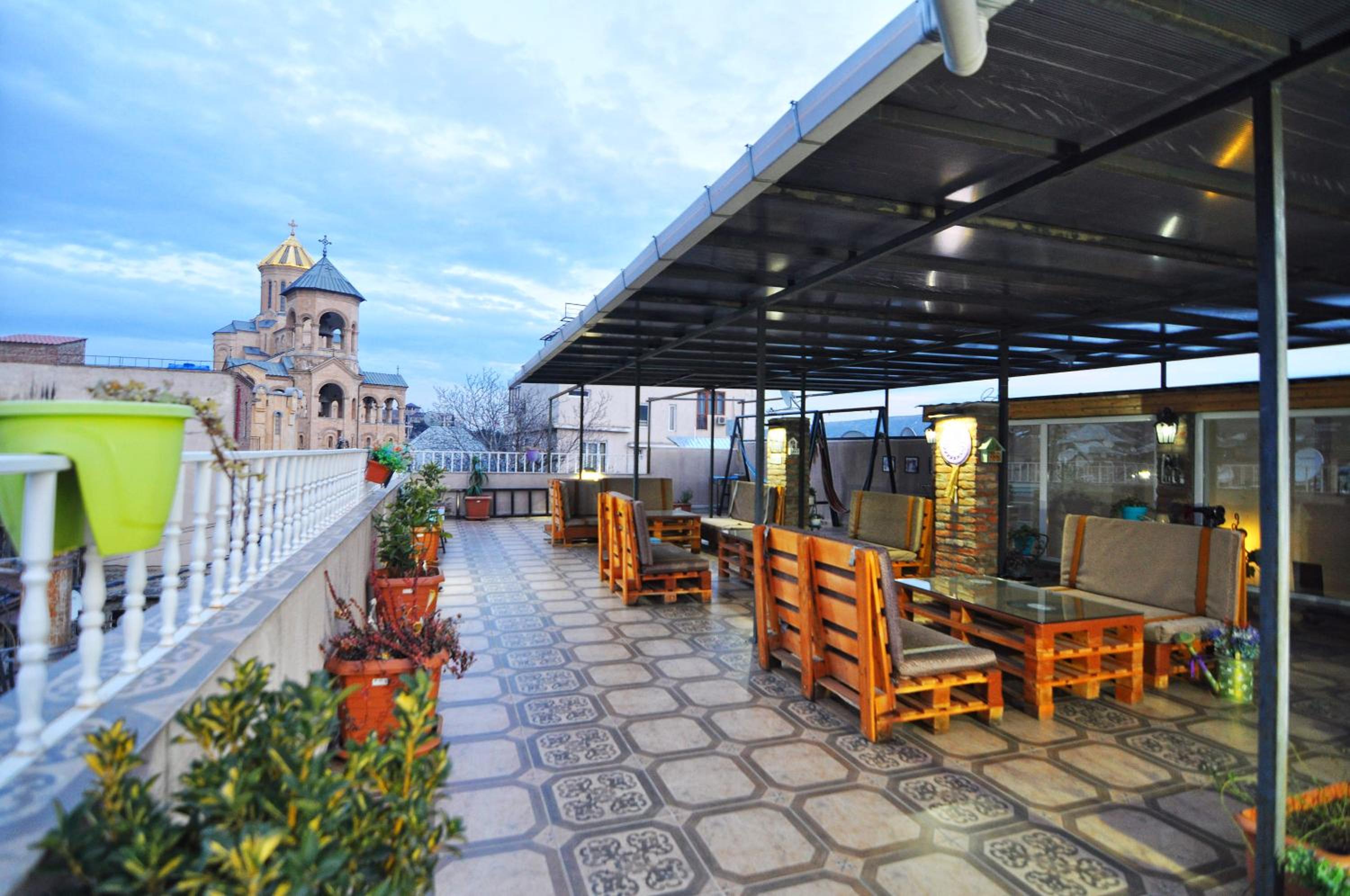 Hotel Renaissance Hotel Tbilisi - Image 1