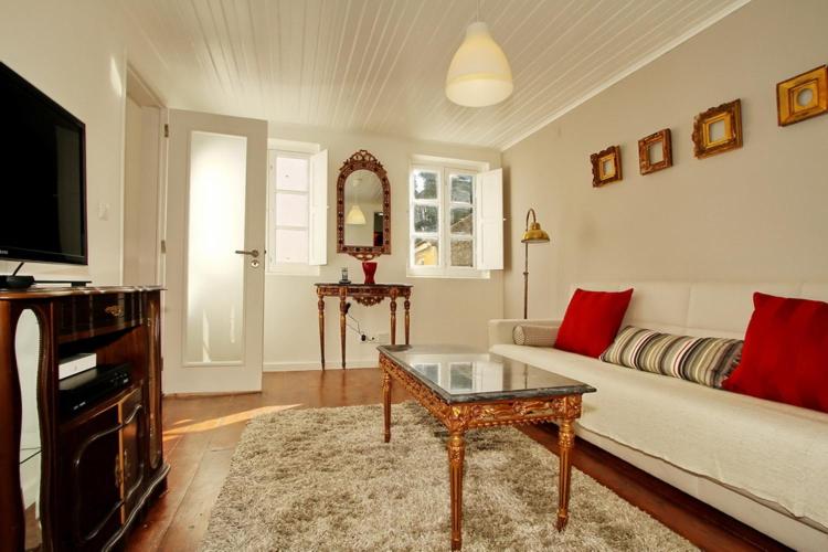 Duplex Lisbon Castle Sao Jorge view 2
