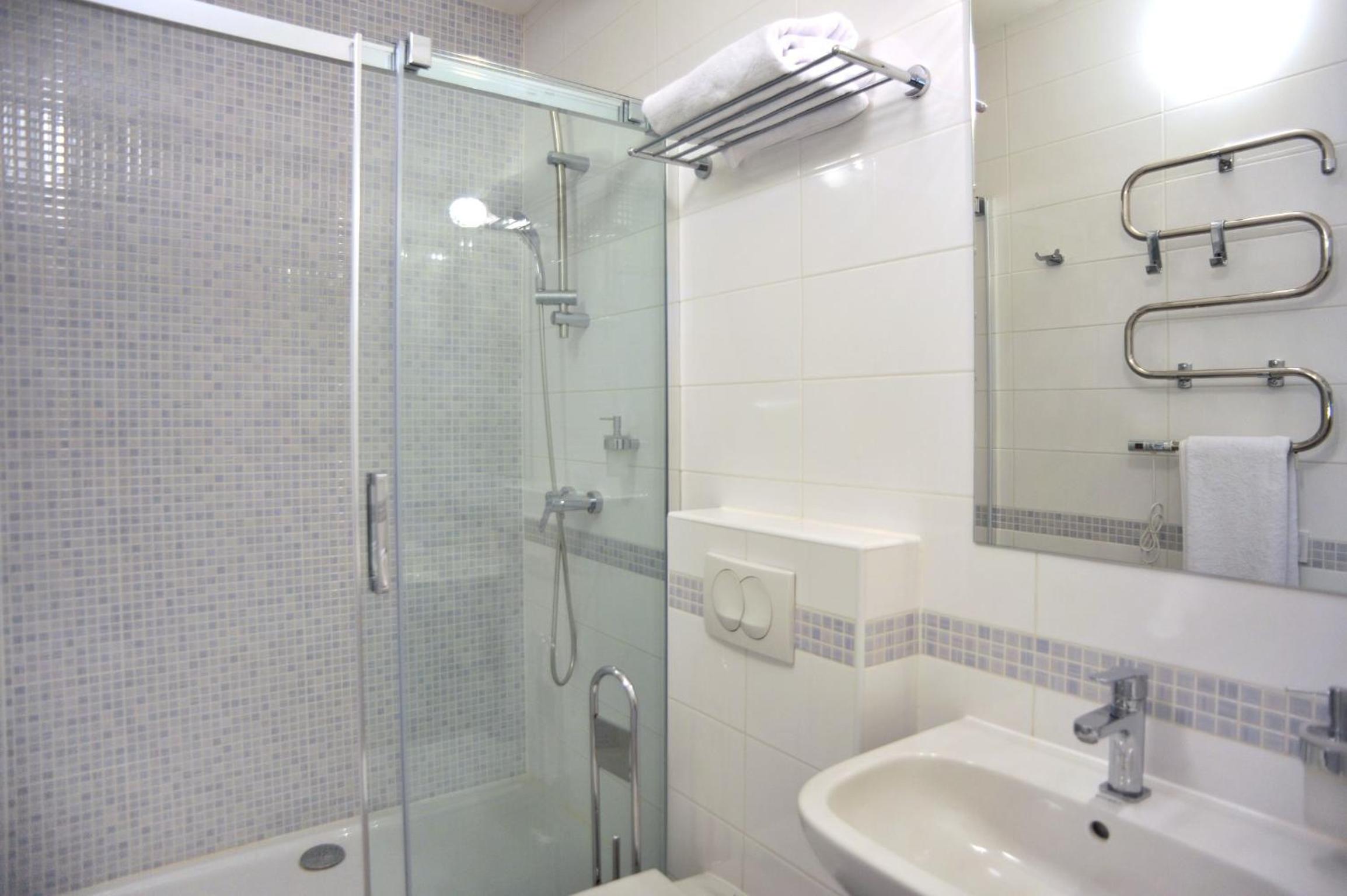 Hillside Premium Apartments