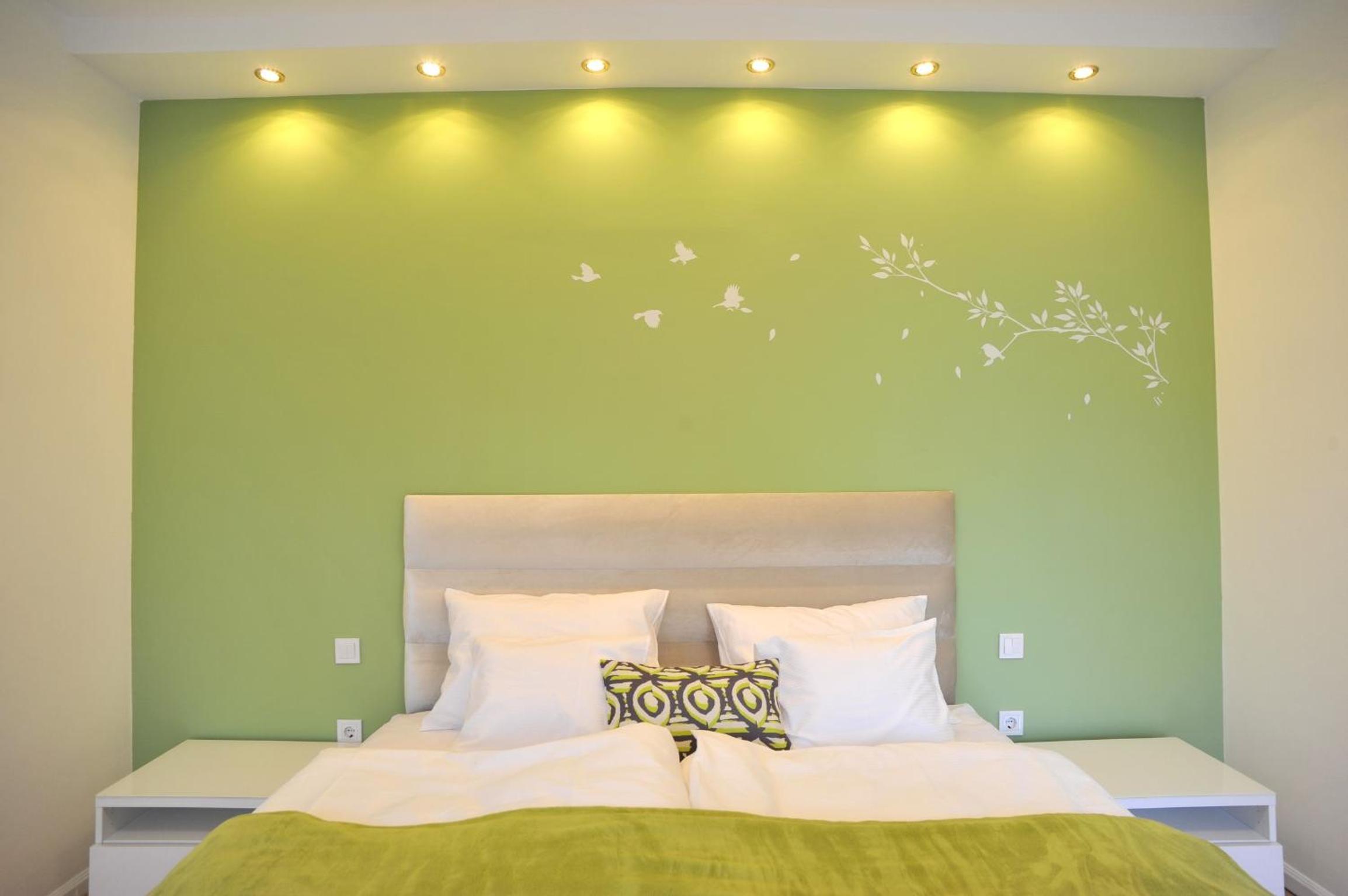 Hillside Premium Apartments