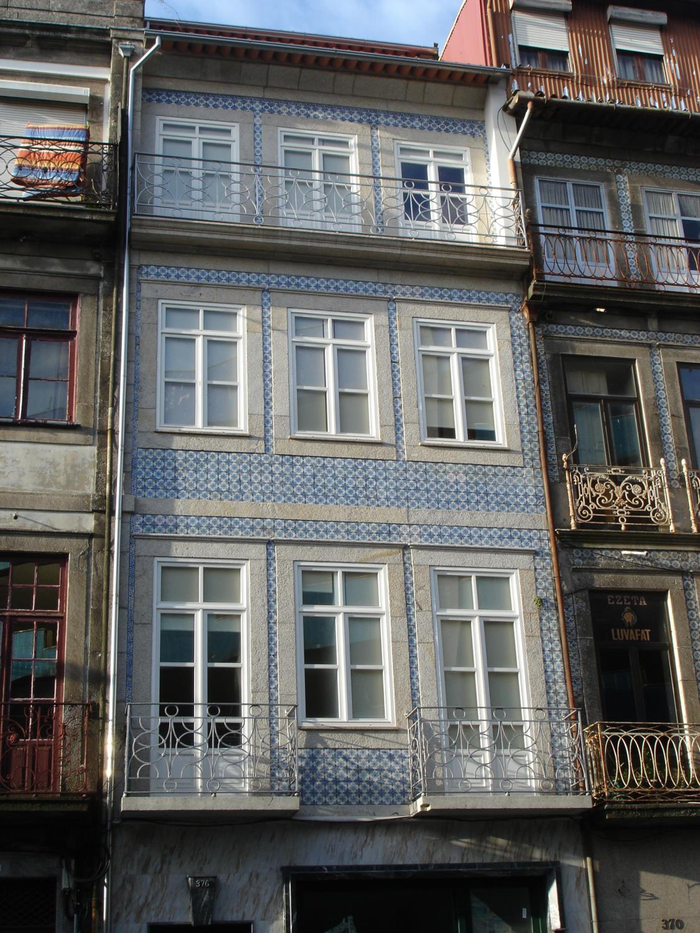 Formosa Oporto Apartments Group view 2