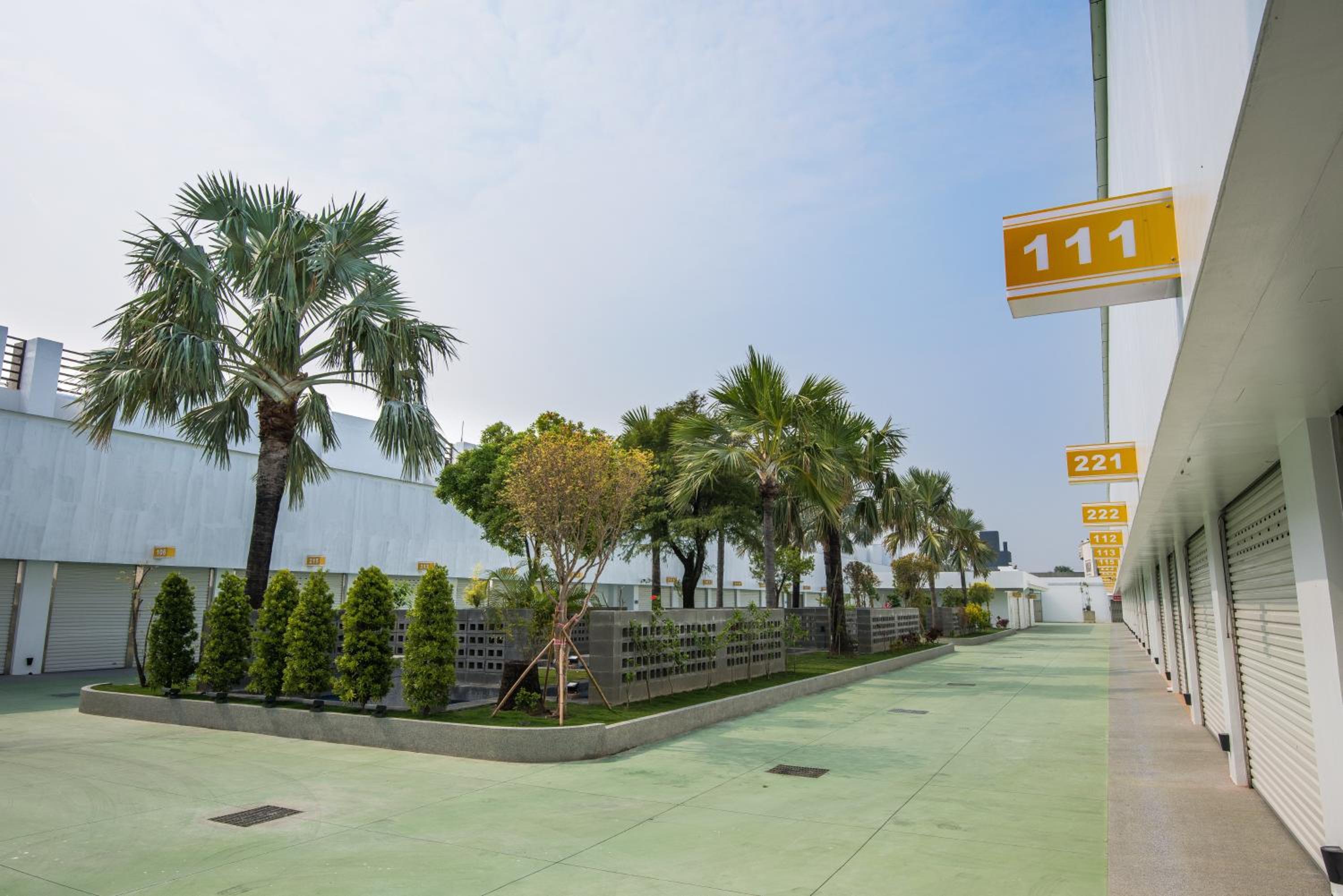 可樂那汽車旅宿