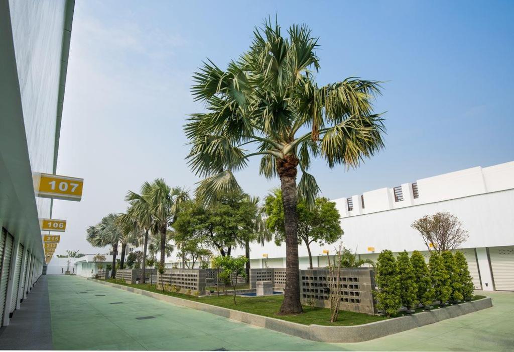 可樂那汽車旅宿