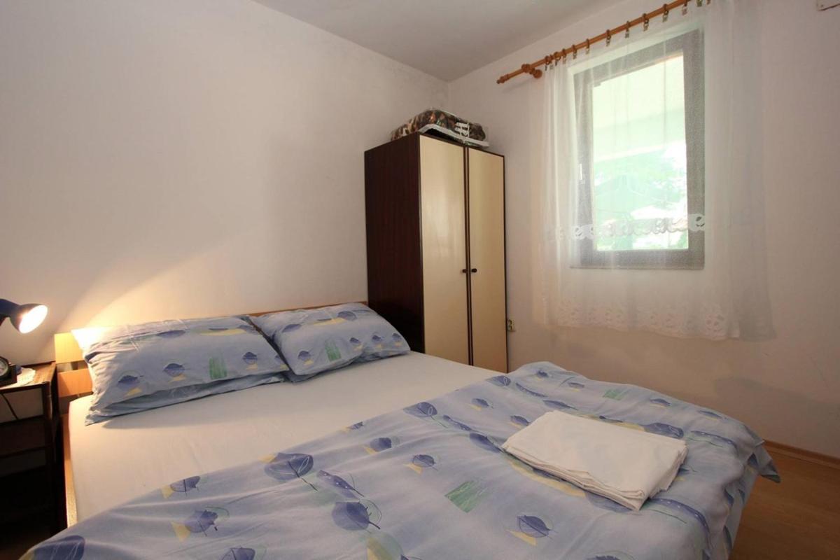 Apartment Bobins view 5