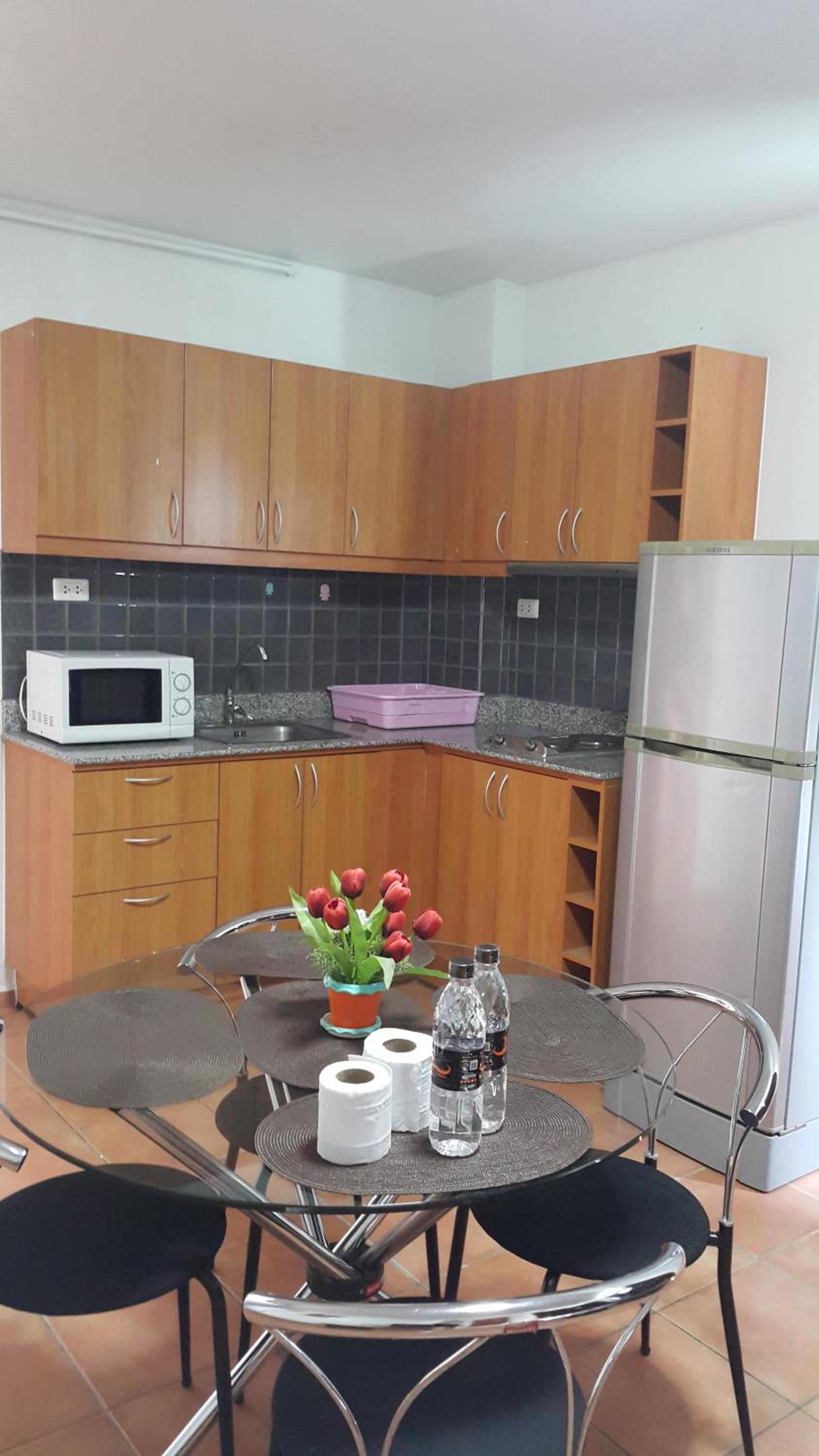 Lomsabai Apartments
