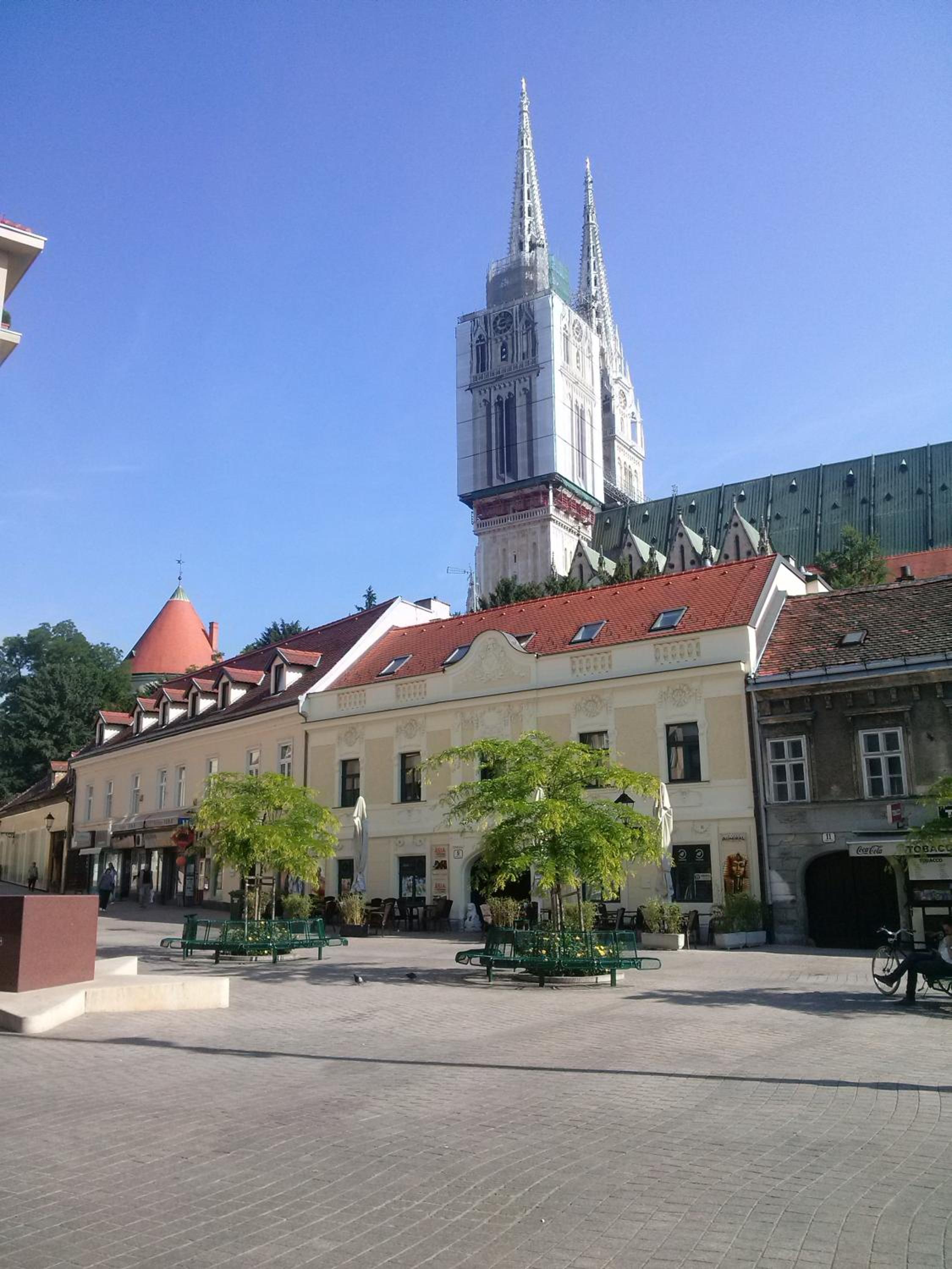 Apartments Garden Zagreb view 5