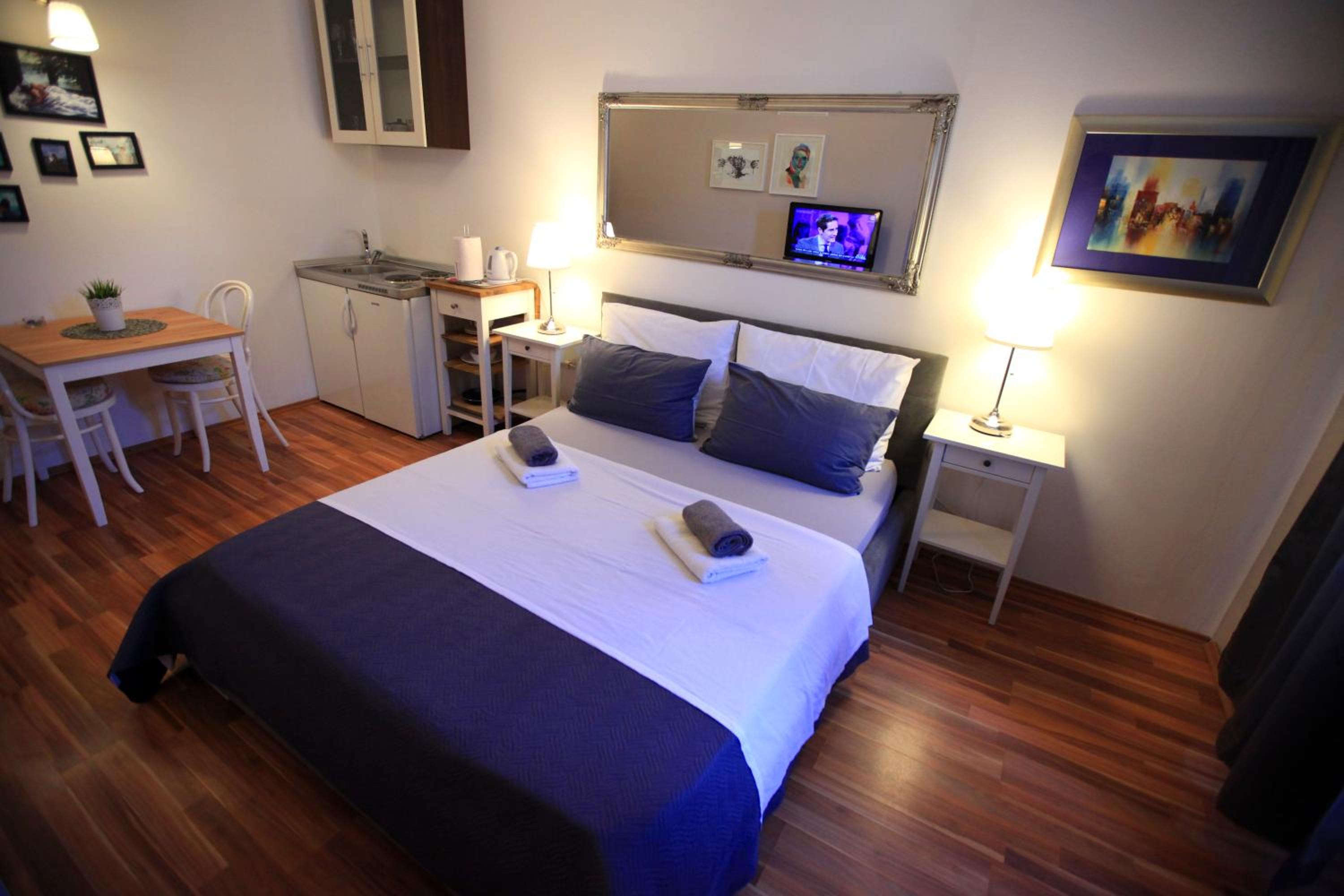Riva Waterfront Apartments photo 2