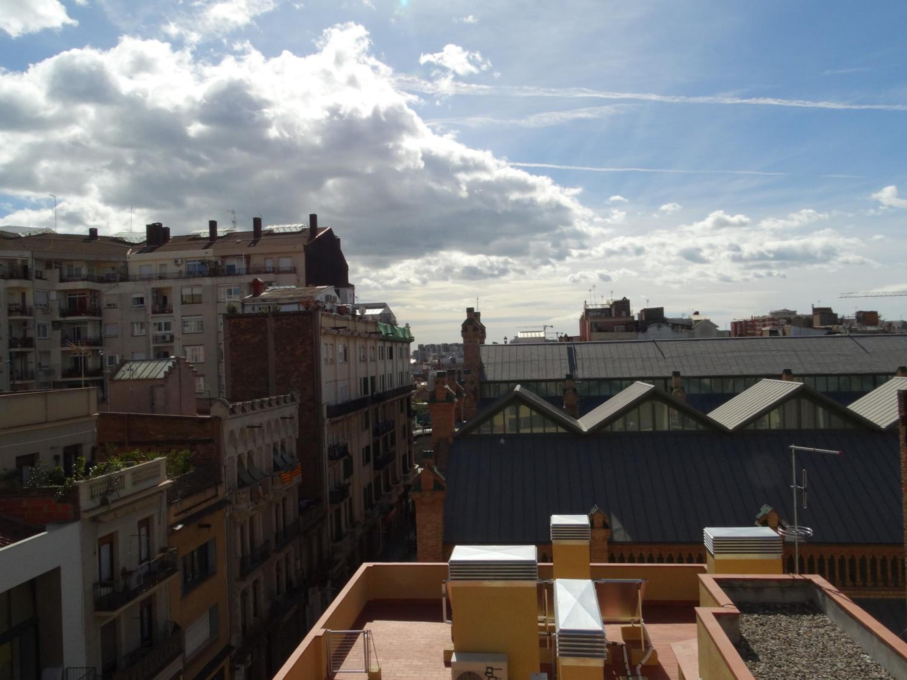 Feel at Sants Apartments