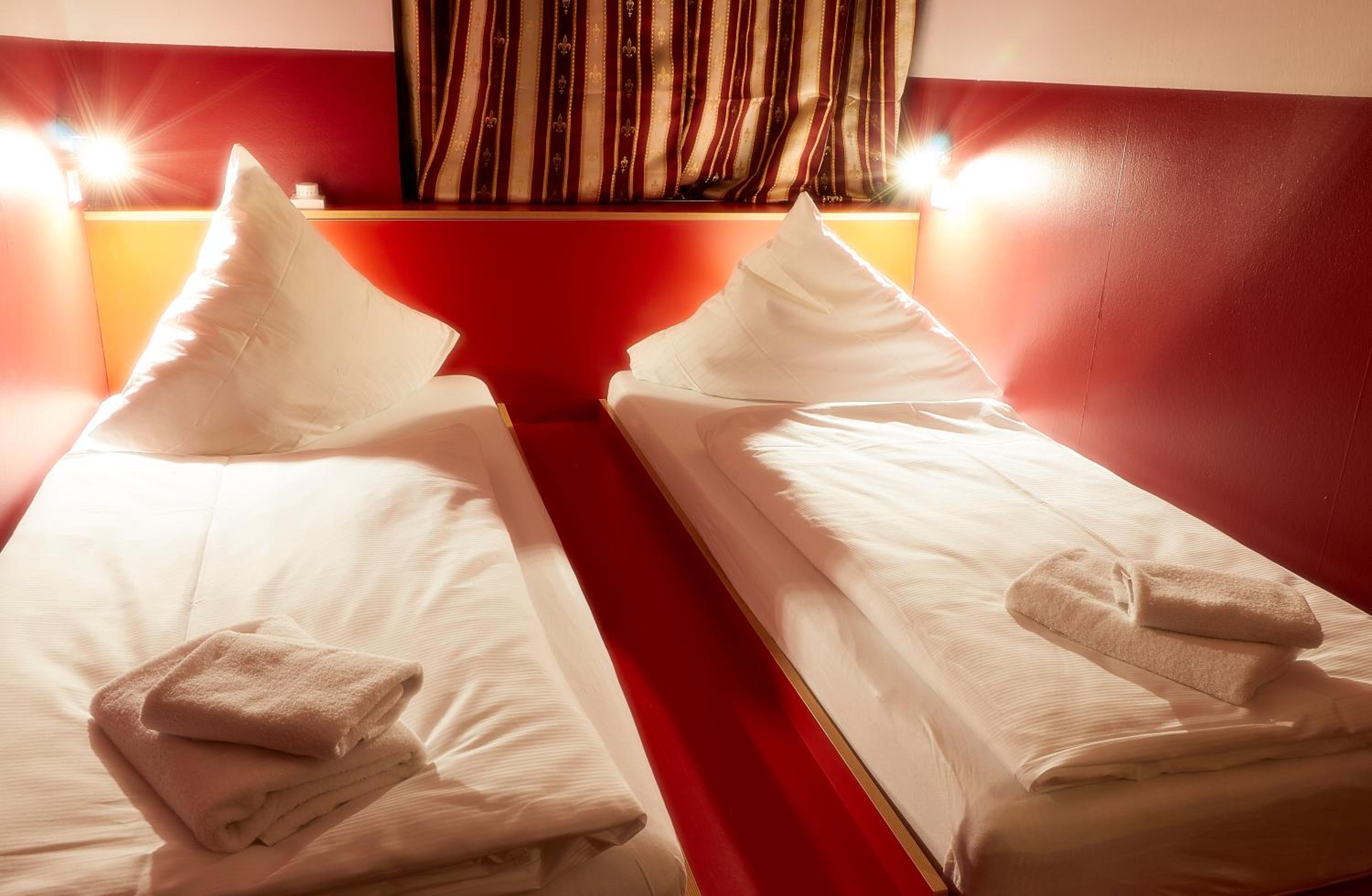 Ballhaus Berlin Hostel
