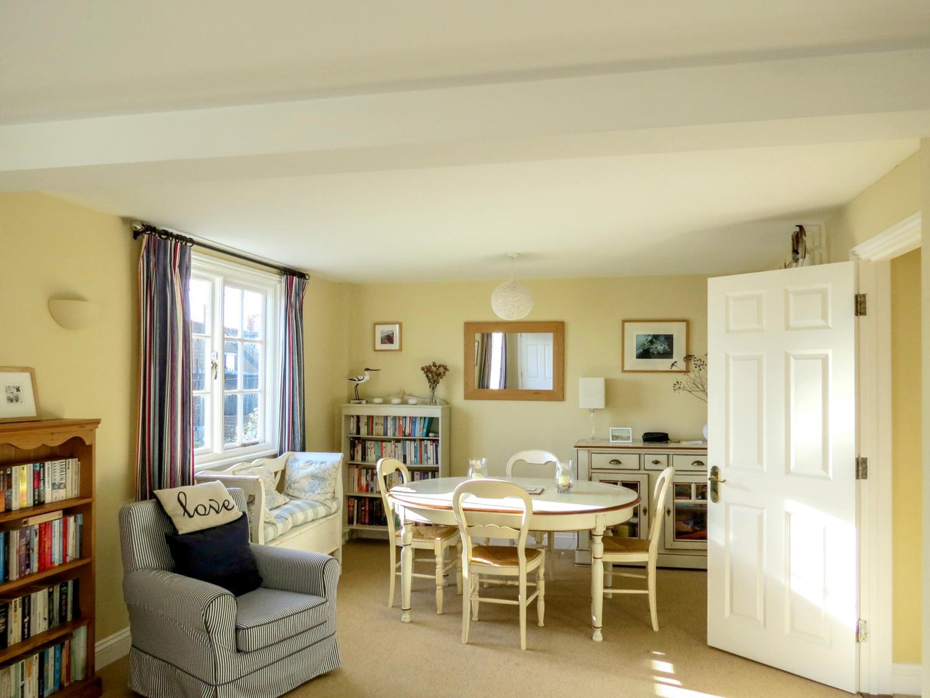 Ogilvie Lodge Apartment view 2
