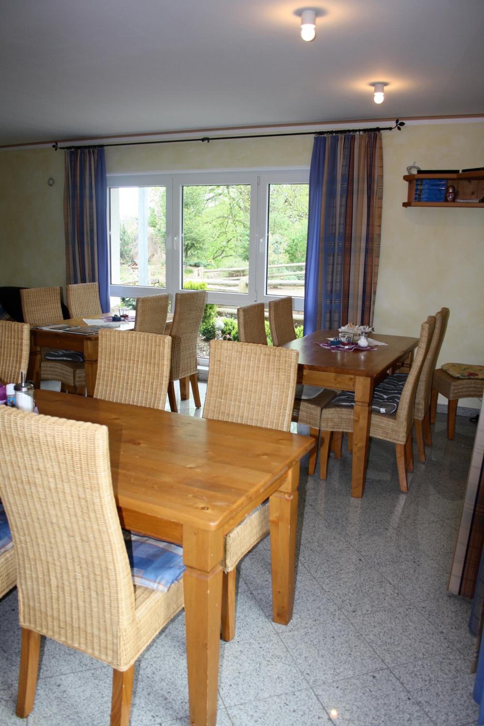 Urlaubspension 'Hohes Rott' und Apartmenthaus