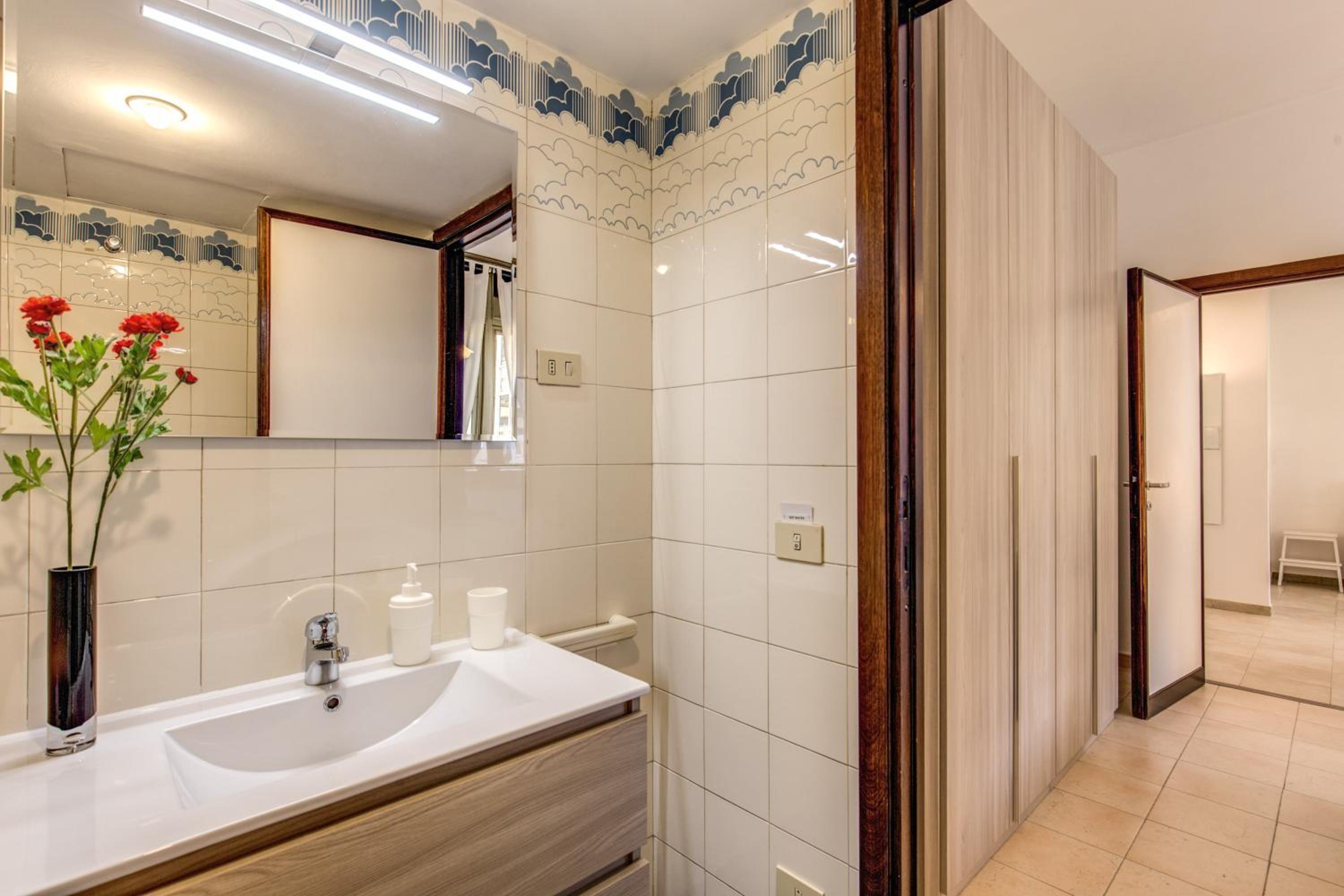M&L Apartments - Ardesia Colosseo