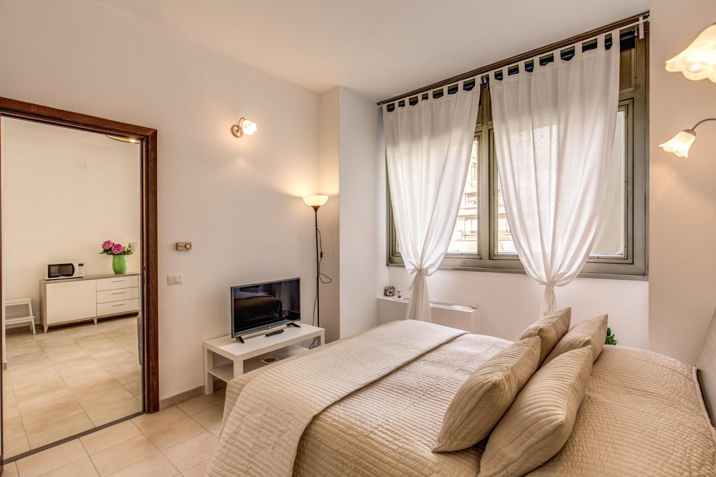 M&L Apartments - Ardesia Colosseo